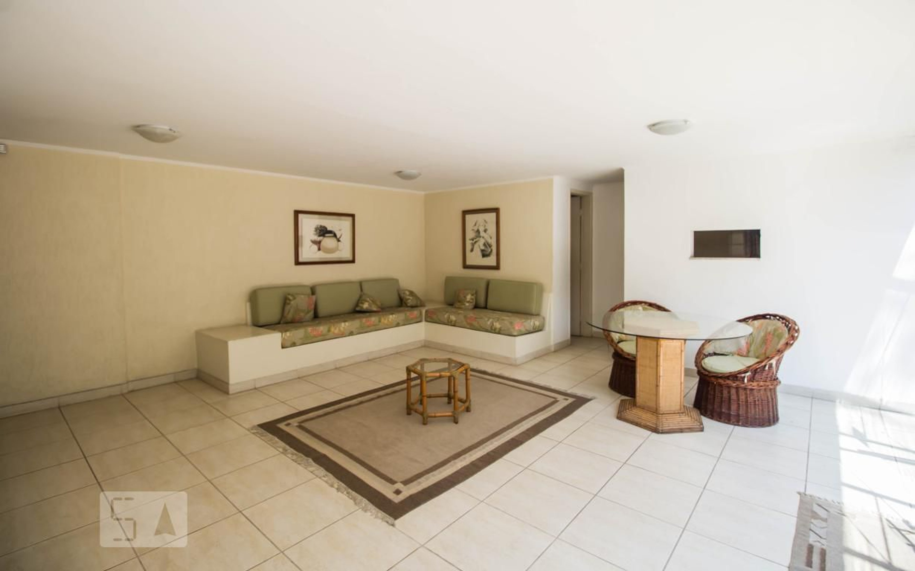 Hall social - Amboise