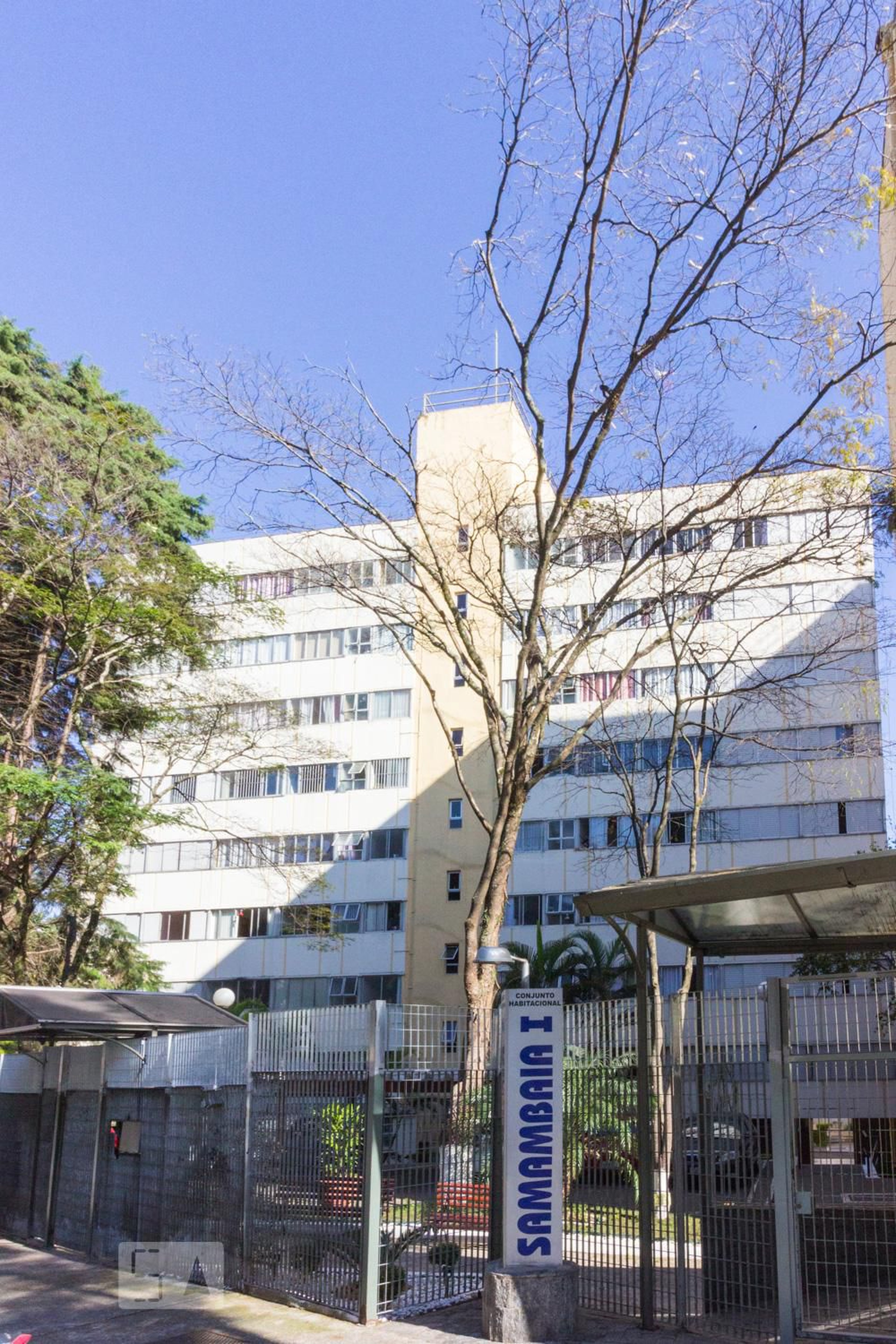 Fachada Condomínio em Rua Alfredo Inácio Trindade, 55