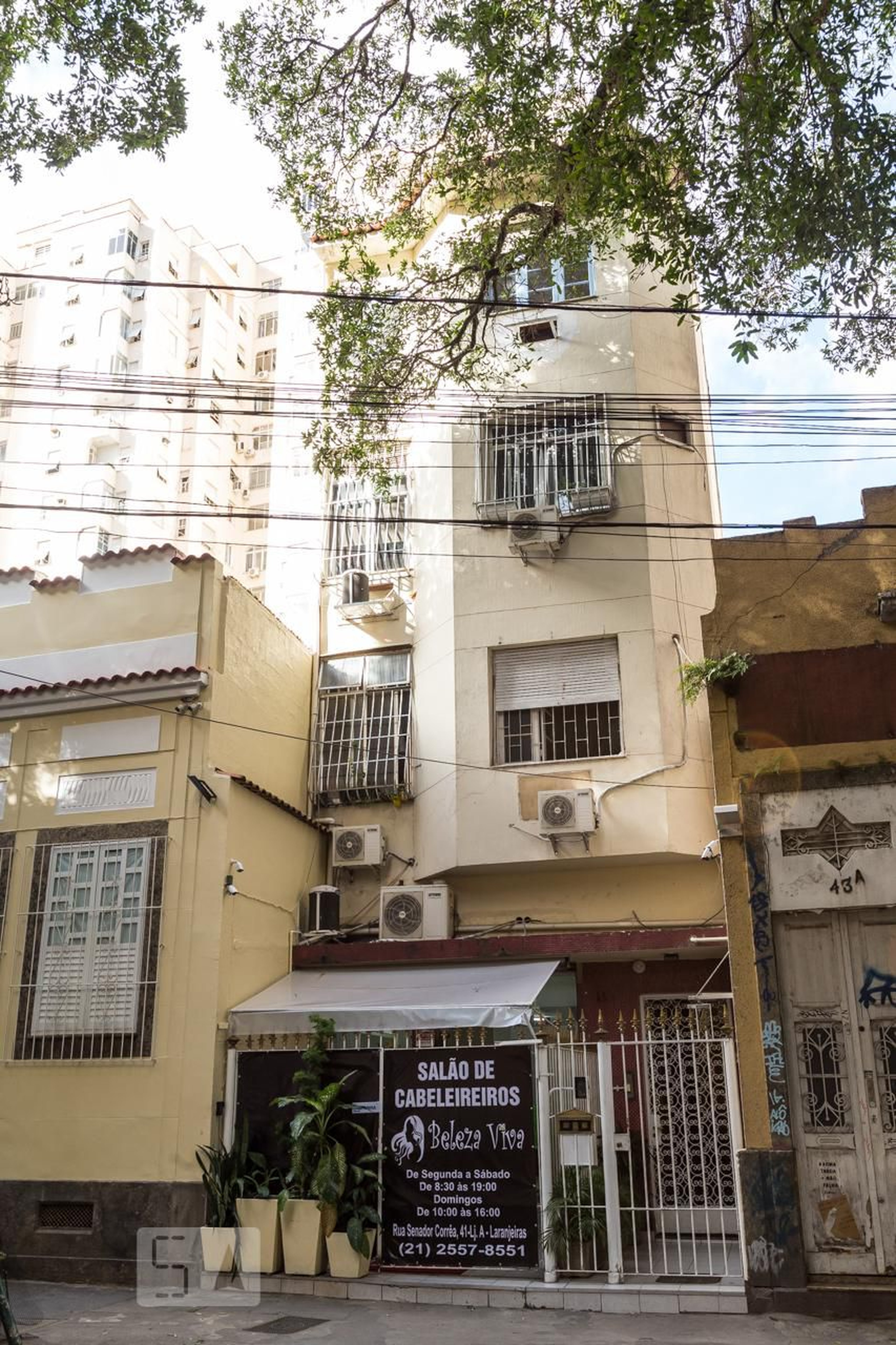 Fachada Condomínio em Rua Senador Corrêa, 41