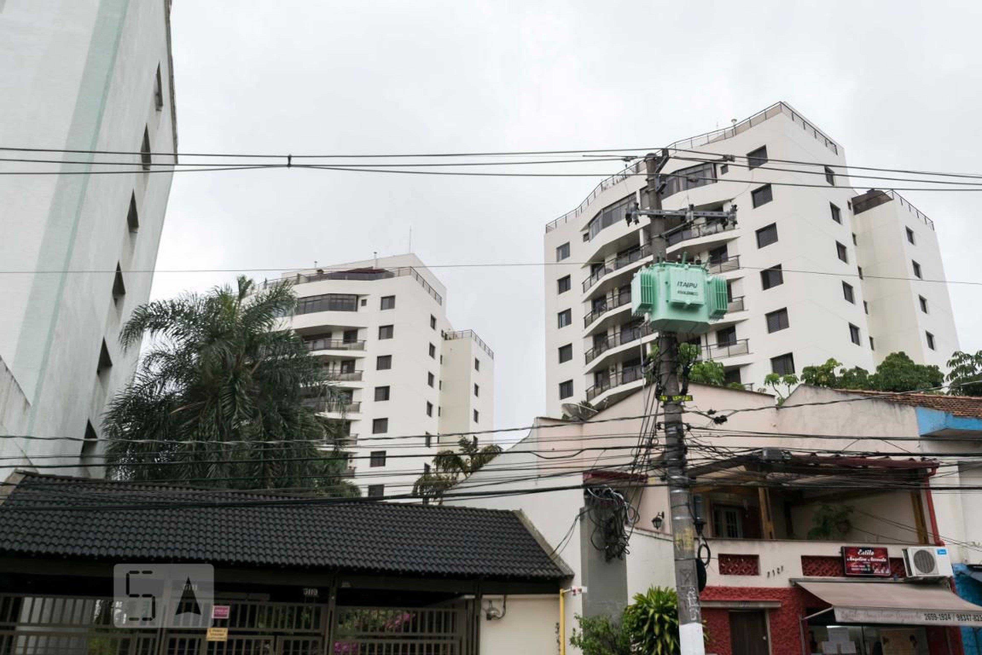Fachada Condomínio em Avenida Lins de Vasconcelos, 3119