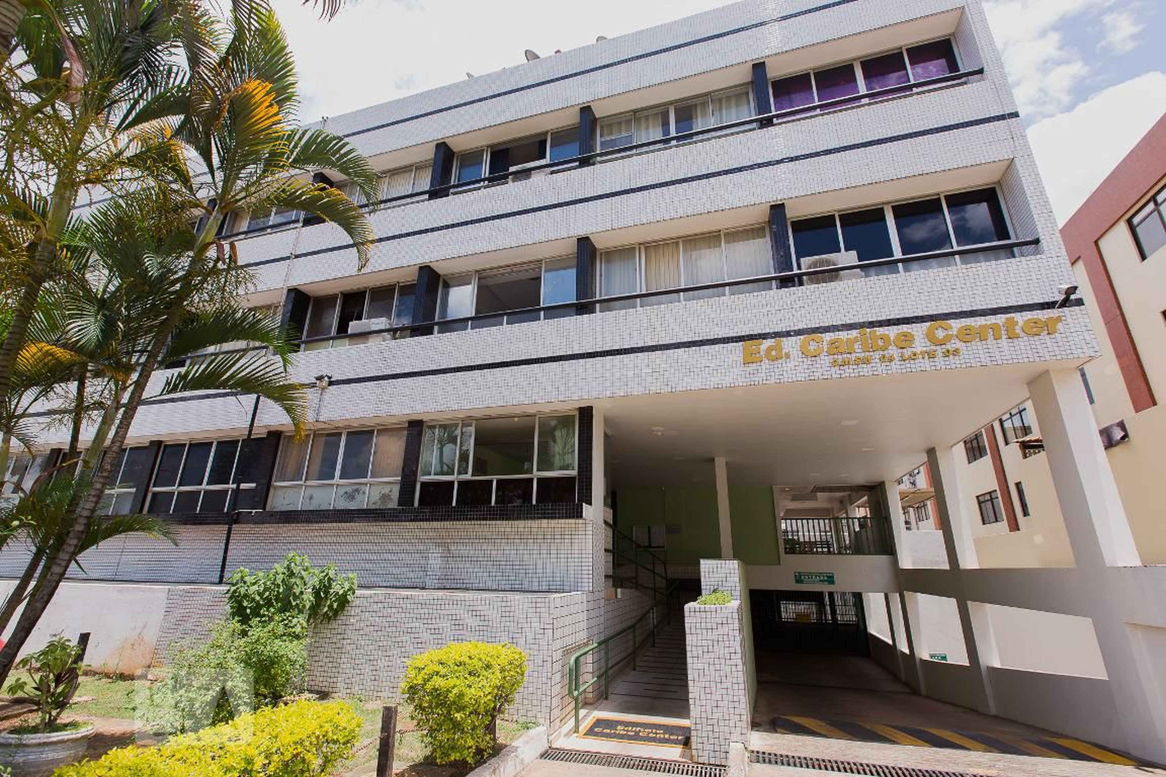 Fachada Edifício Caribe Center