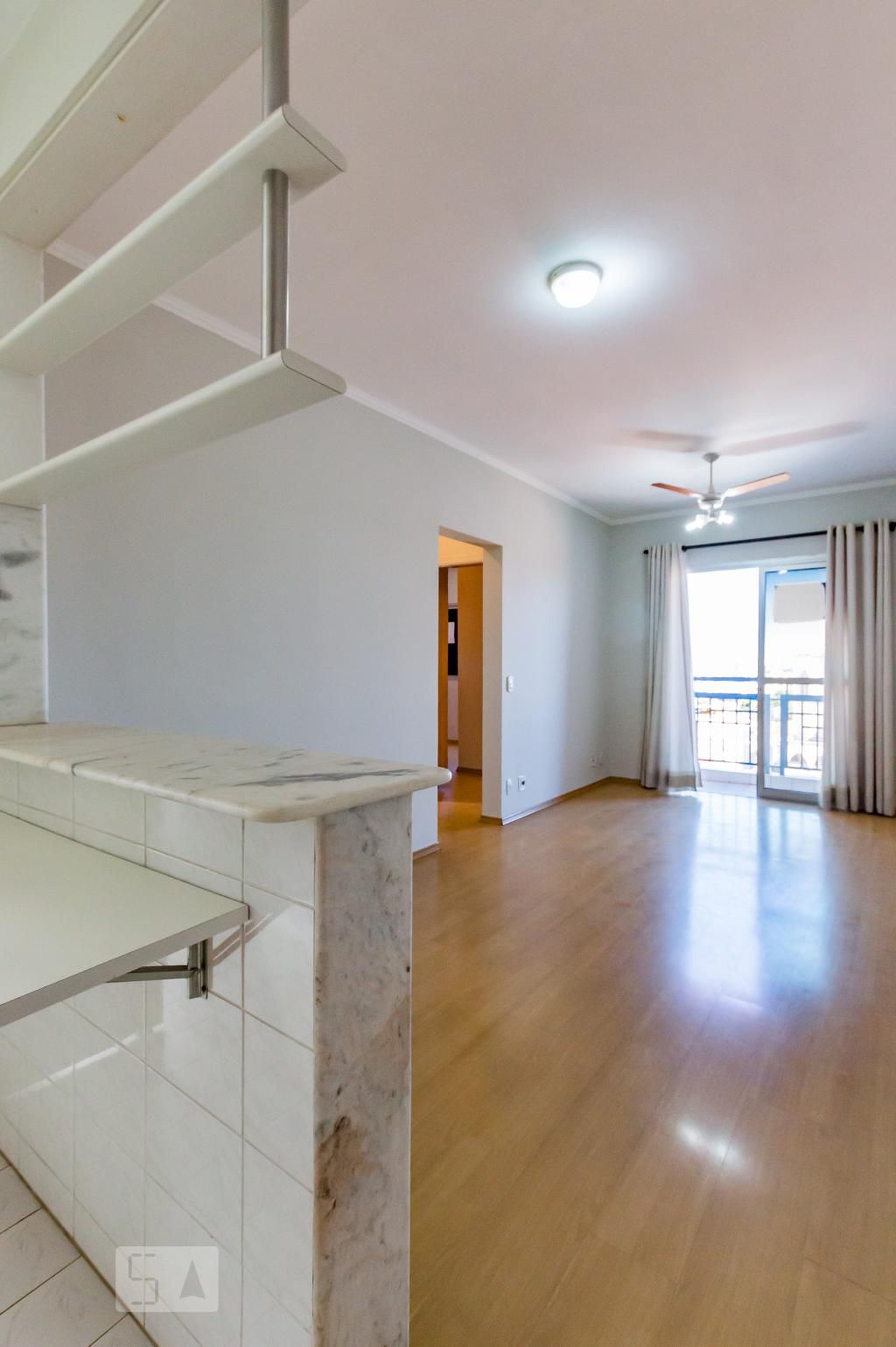 Entrada - Ilha de Corsega