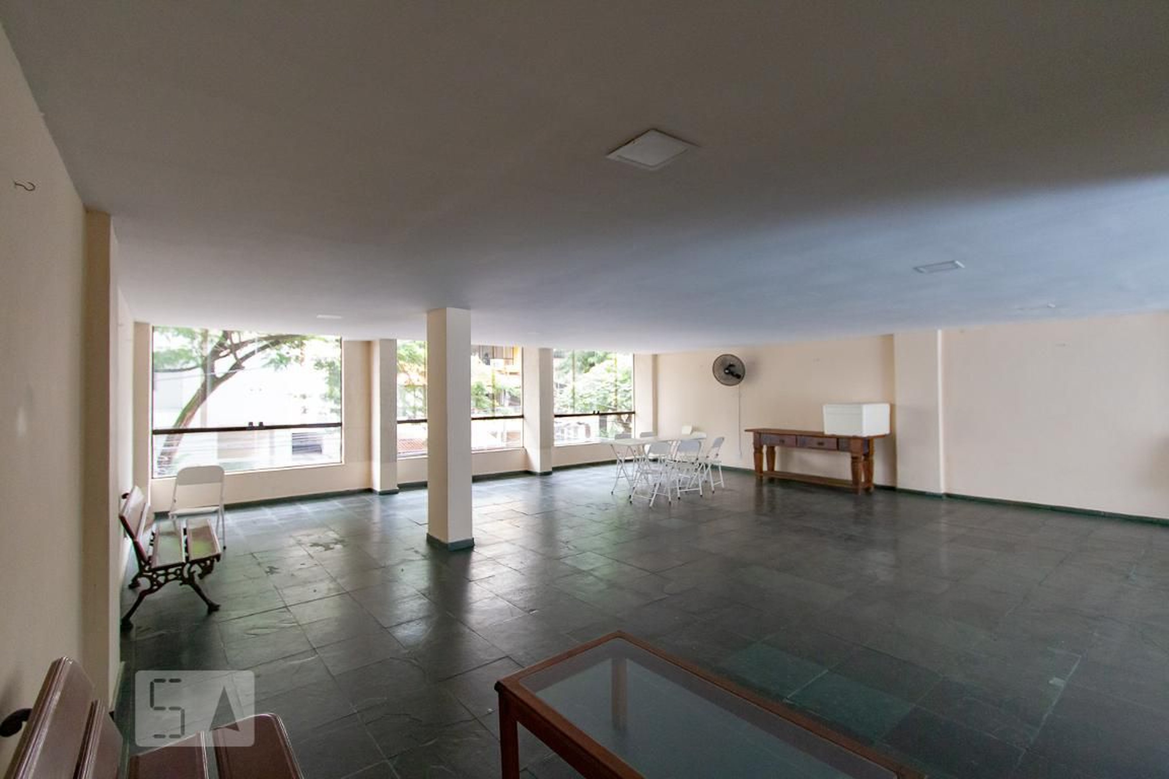 Salão de Festas - Luiz Peixoto