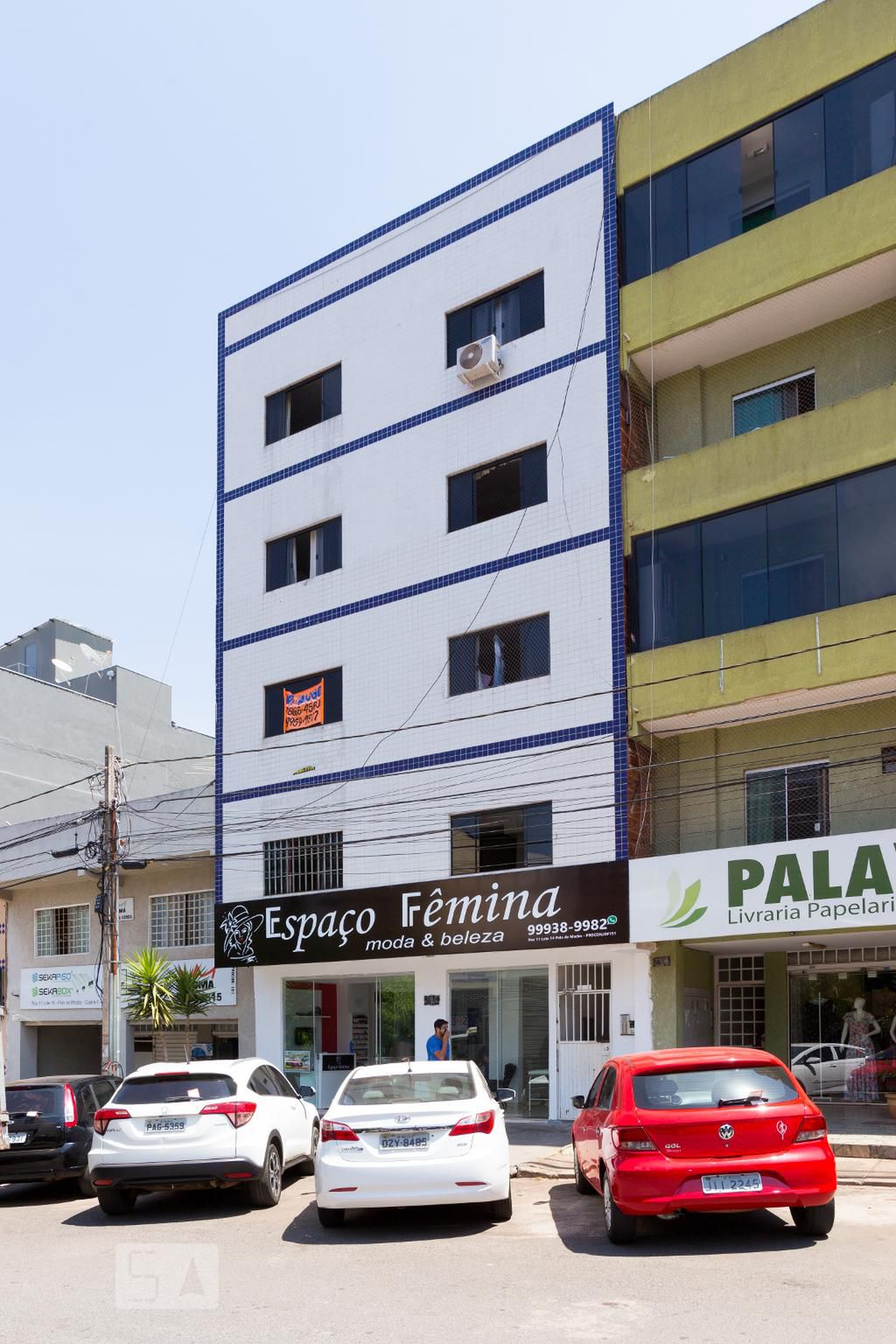 FACHADA Edifício Branco - Pólo de Modas Guará II