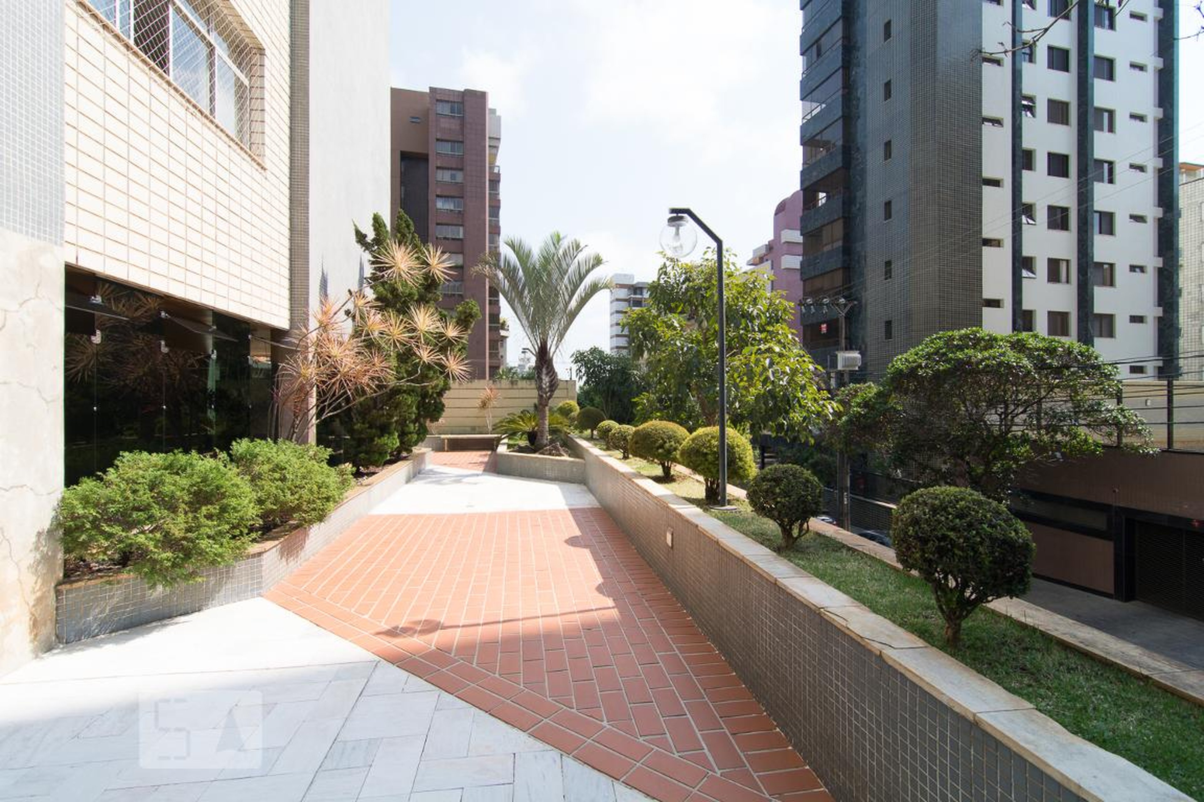 Entrada - Edificio Veroneti