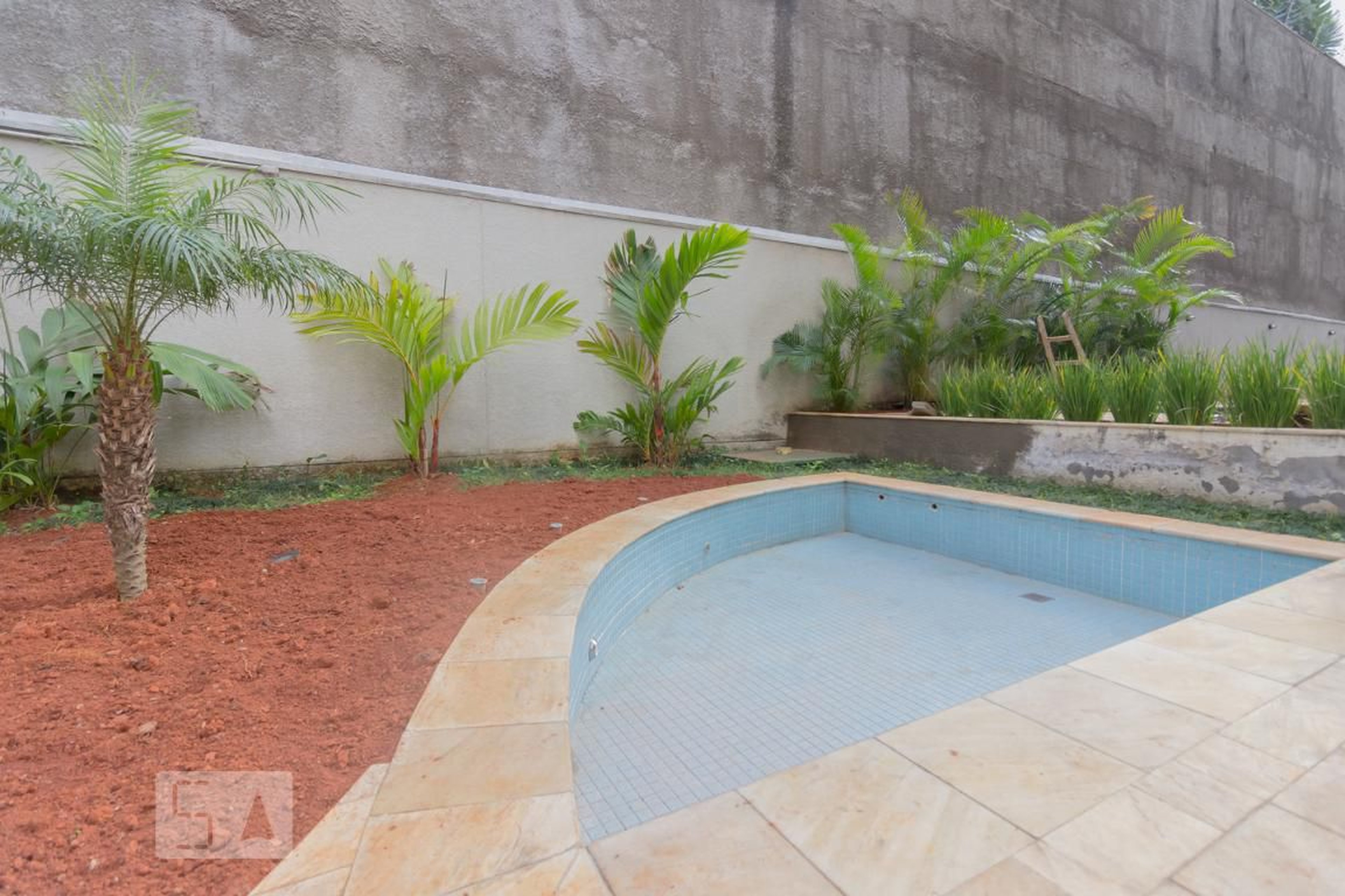 Piscina infantil - Beat Alphaville