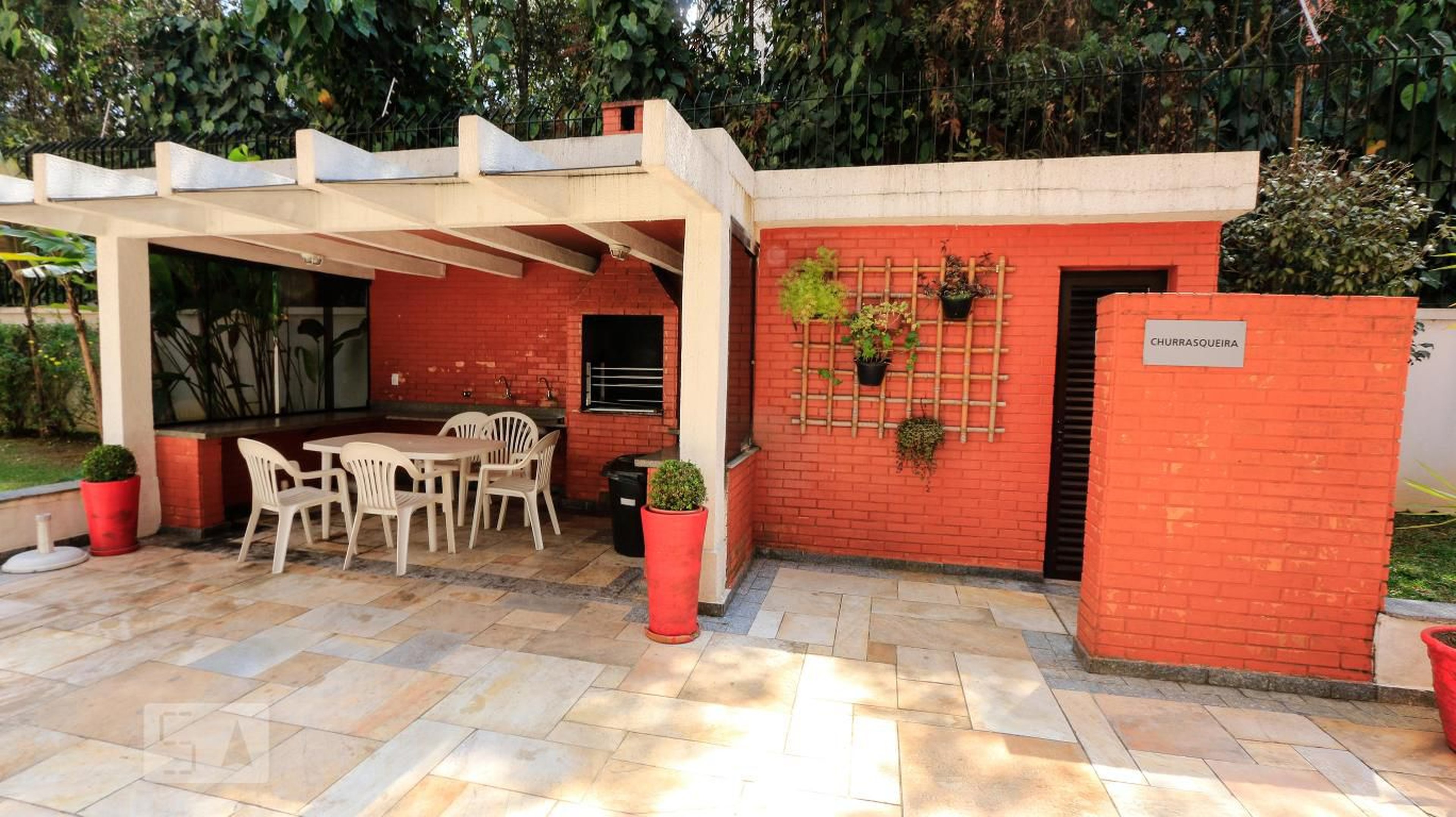 Churrasqueira - Queen Elizabeth