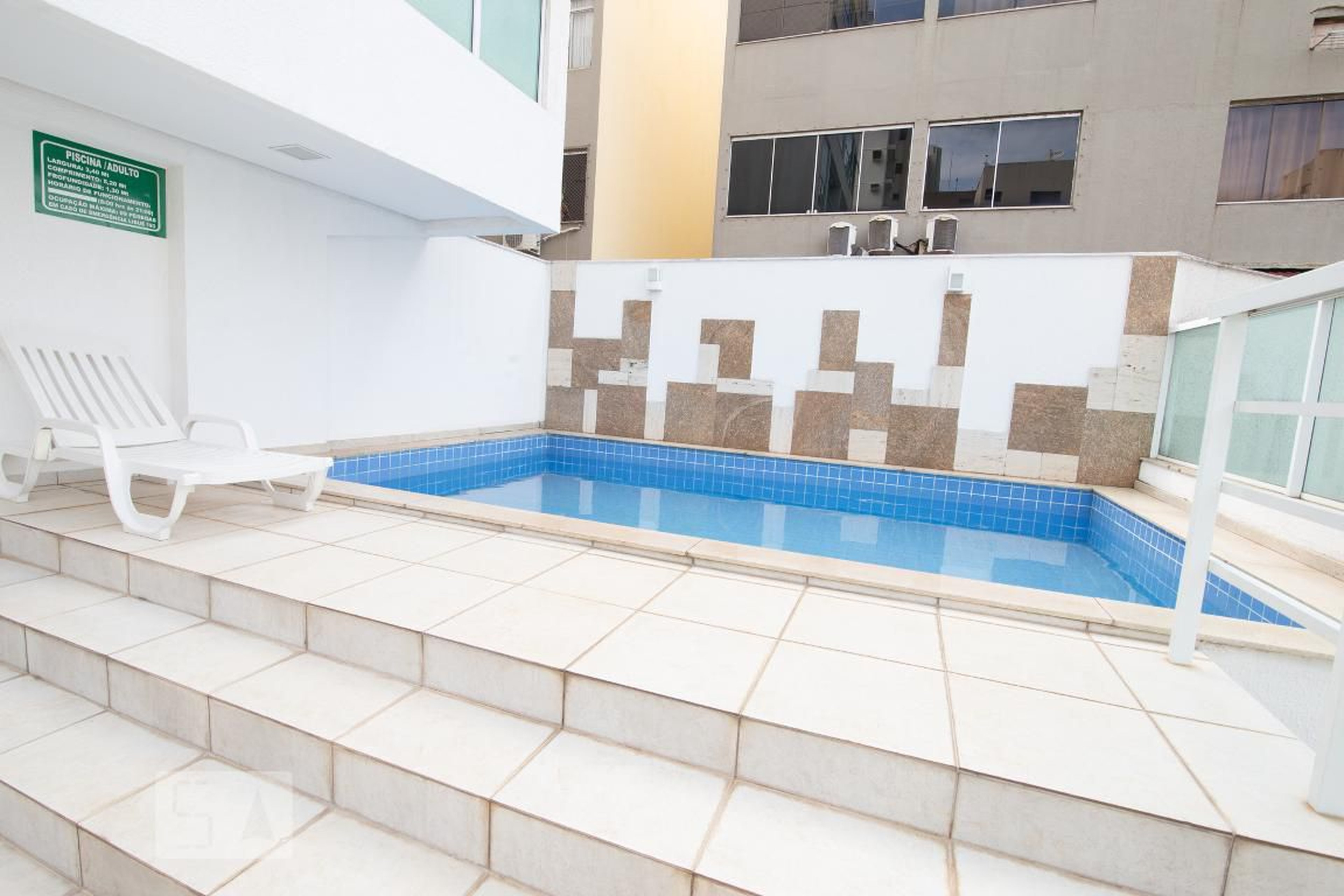 Piscina - Square New Home