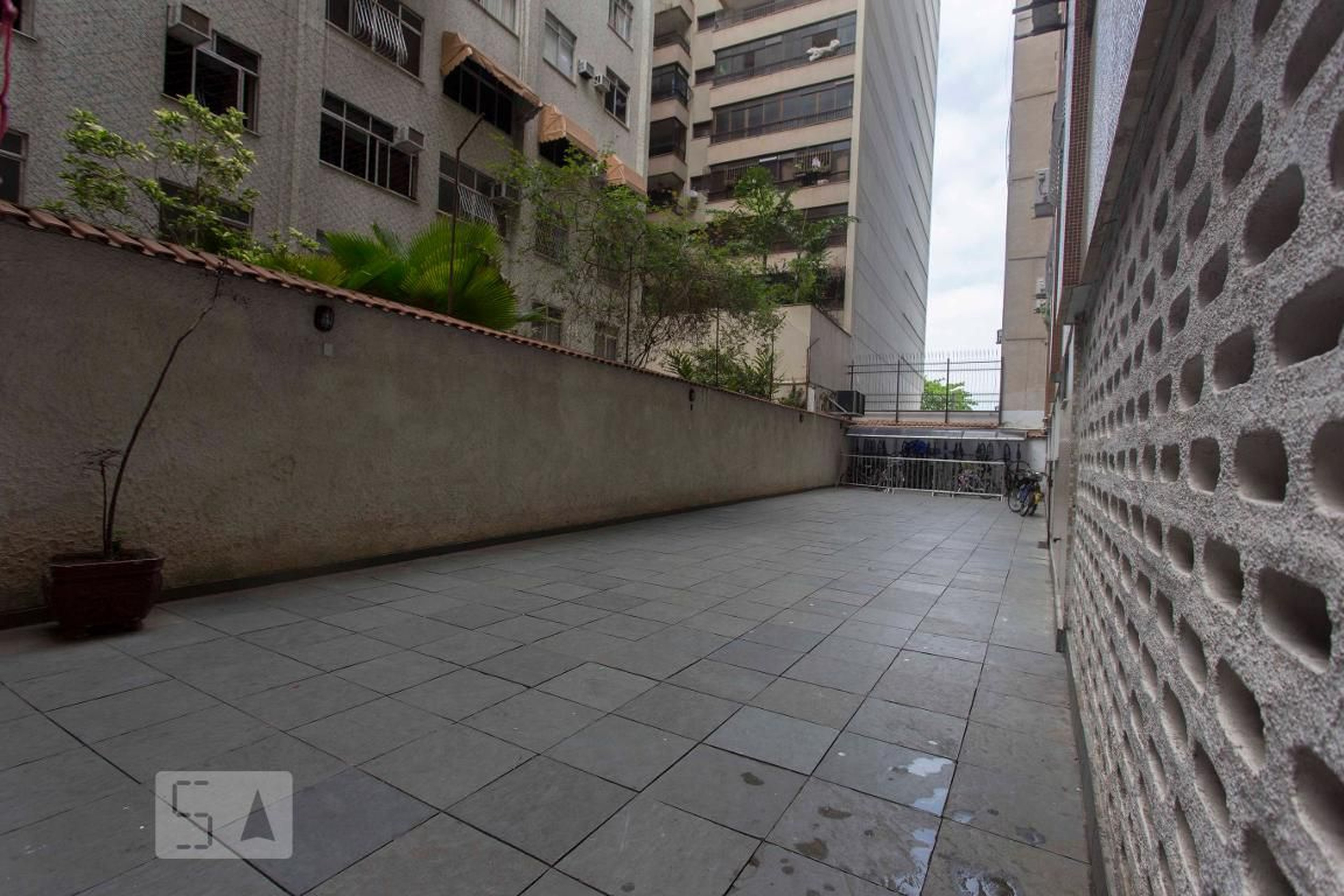 Playground - Montmartre