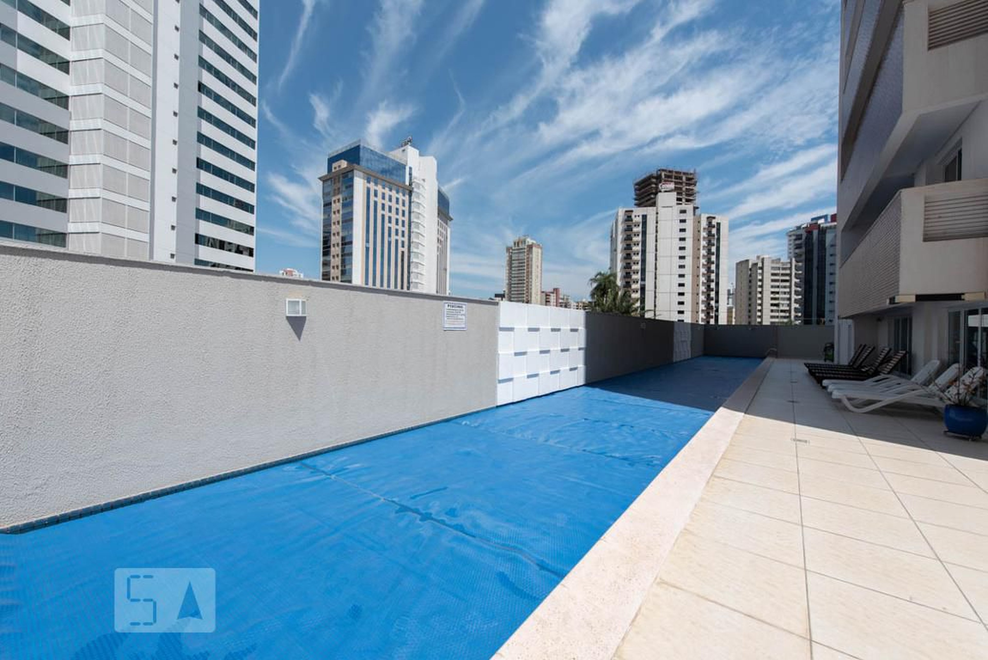 Piscina - Seven West