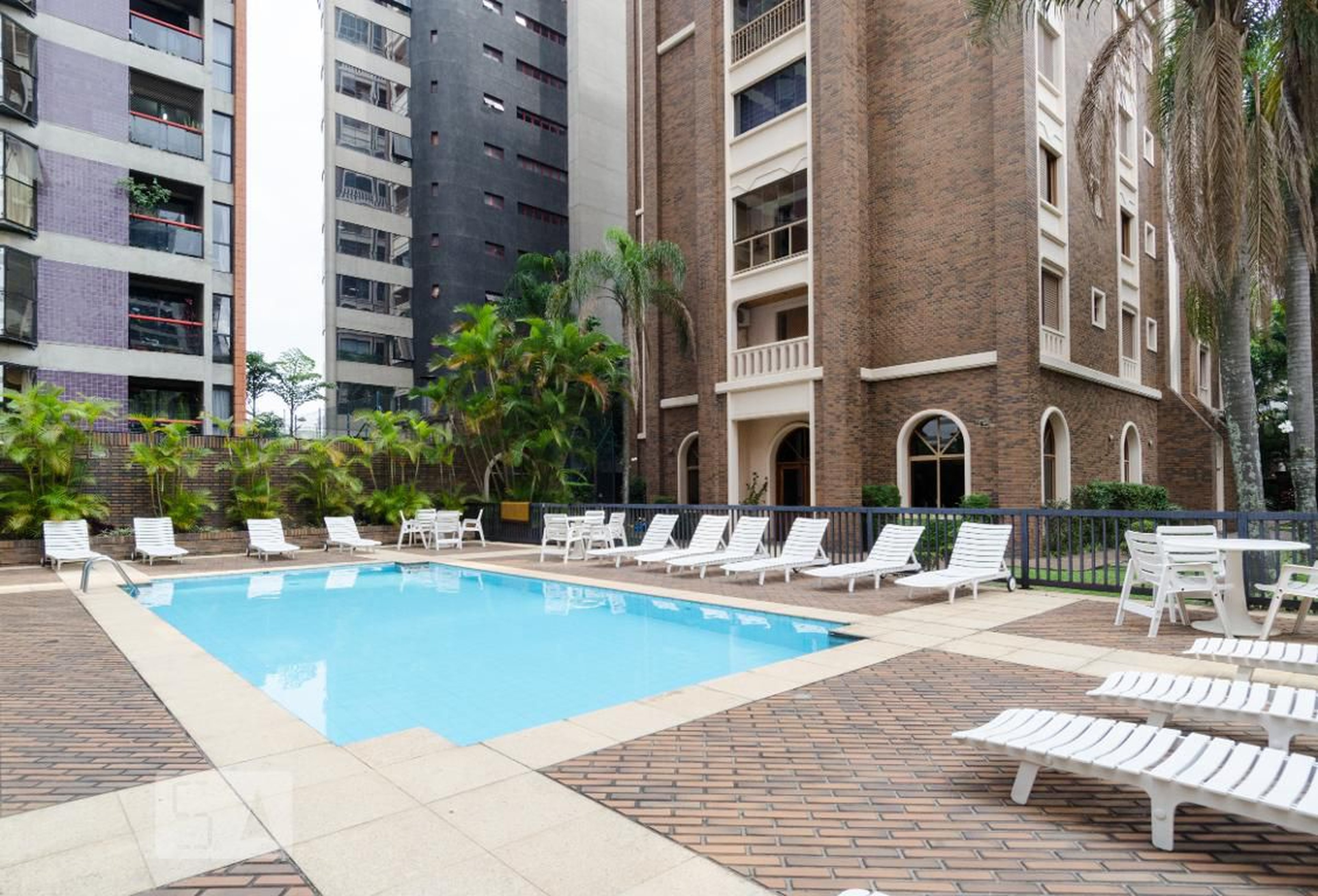 Piscina - Edifício Belle Ville