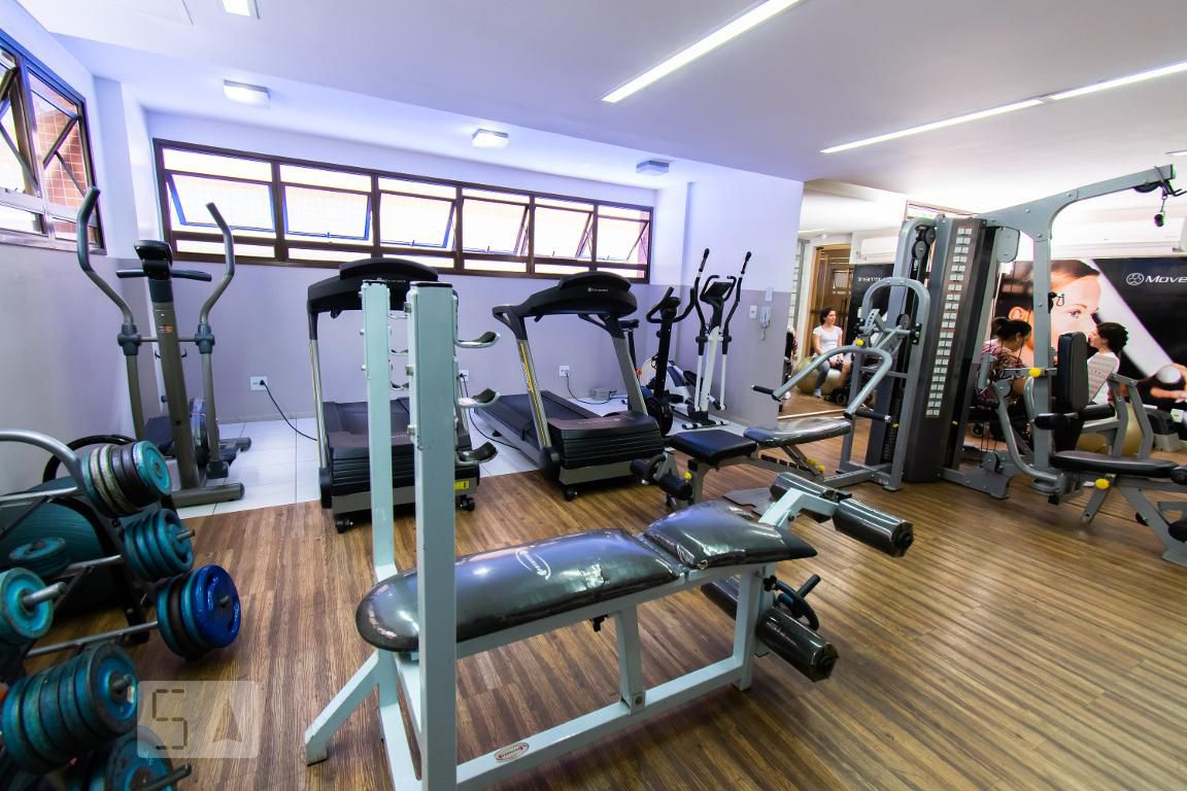 Academia - REAL LIVING