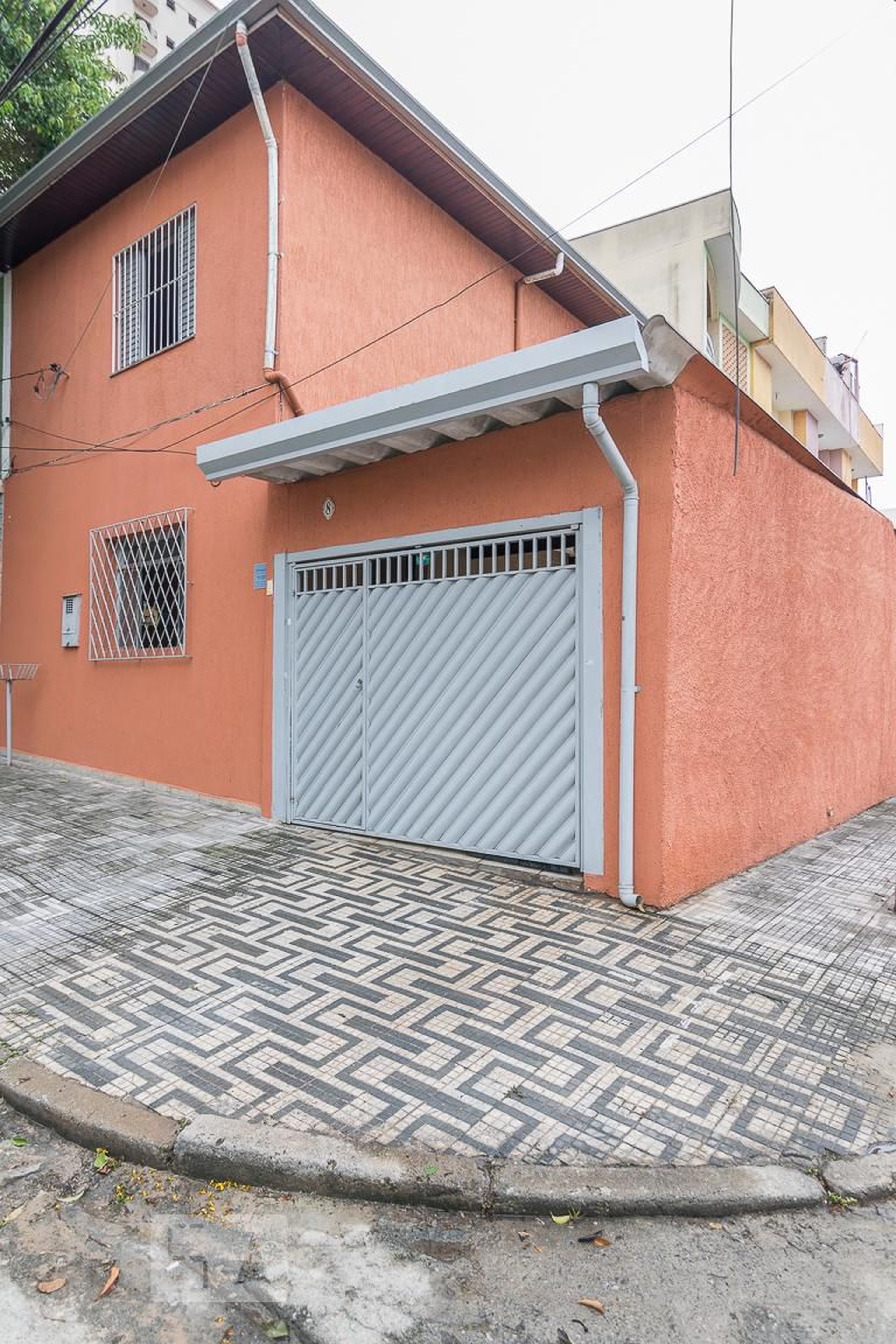 Fachada Condomínio em Rua Almirante Barroso, 8