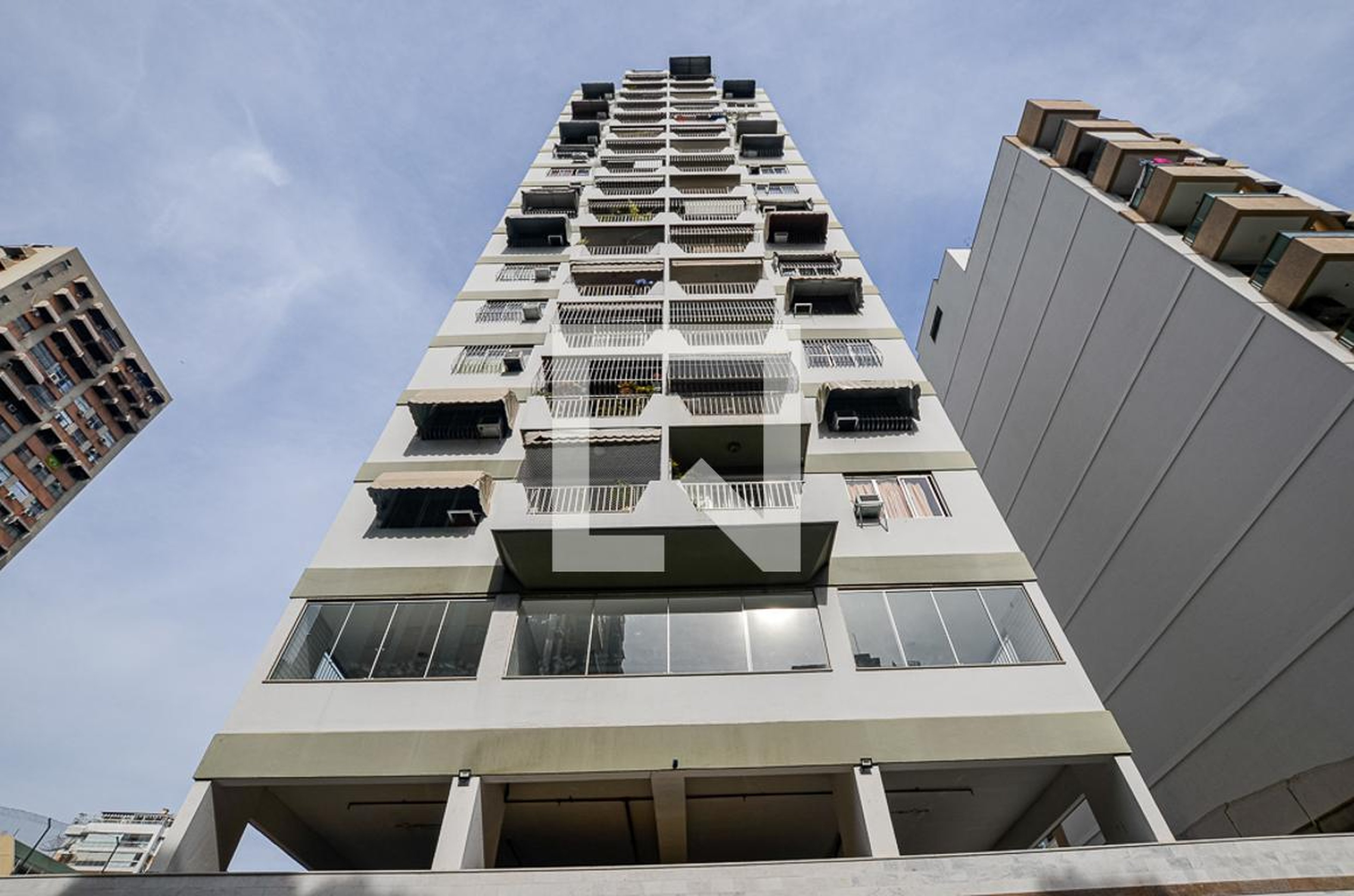 Fachada Condomínio Castelo de Icaraí