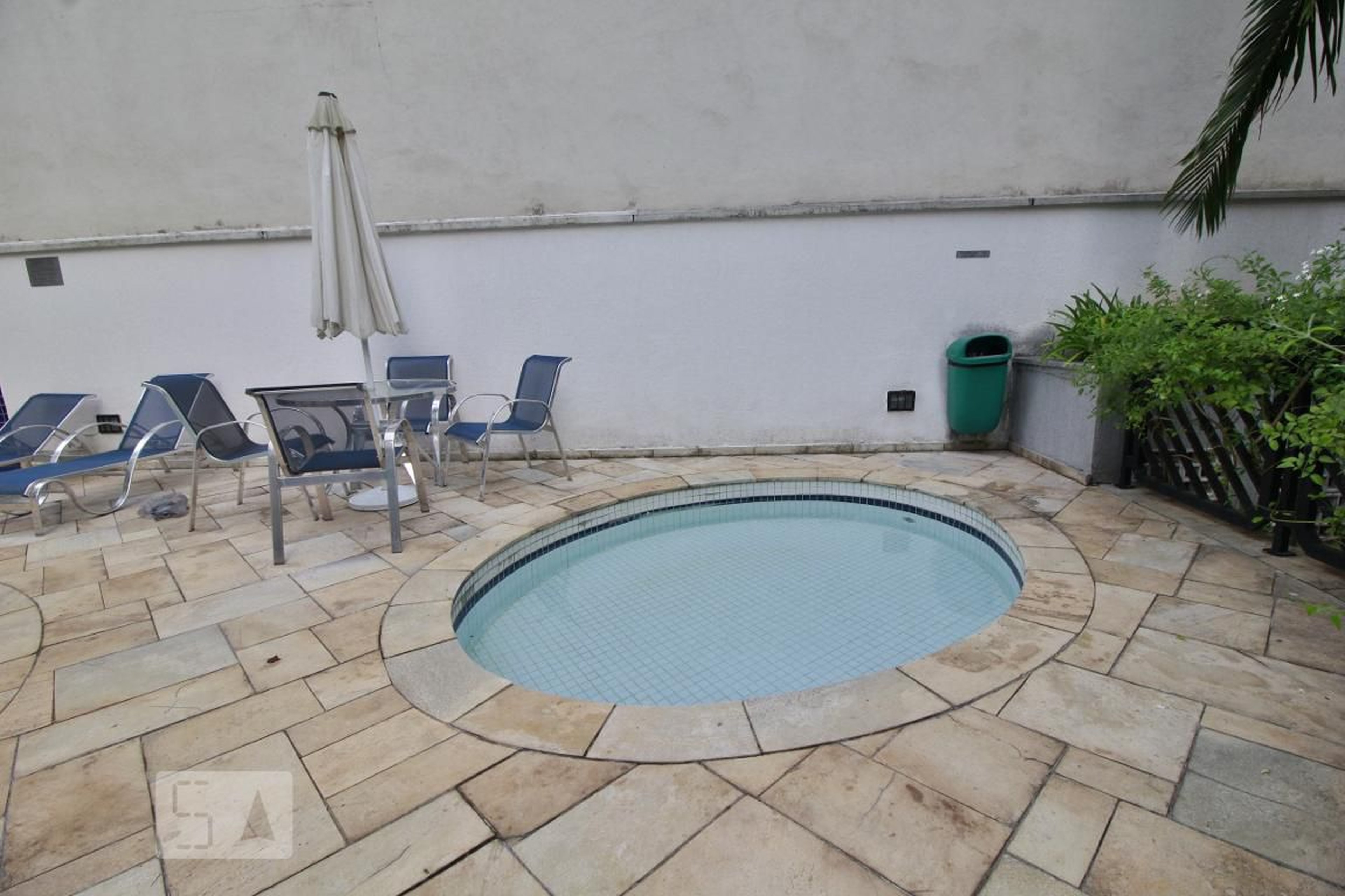 Piscina infantil - Edifício Royal Bird