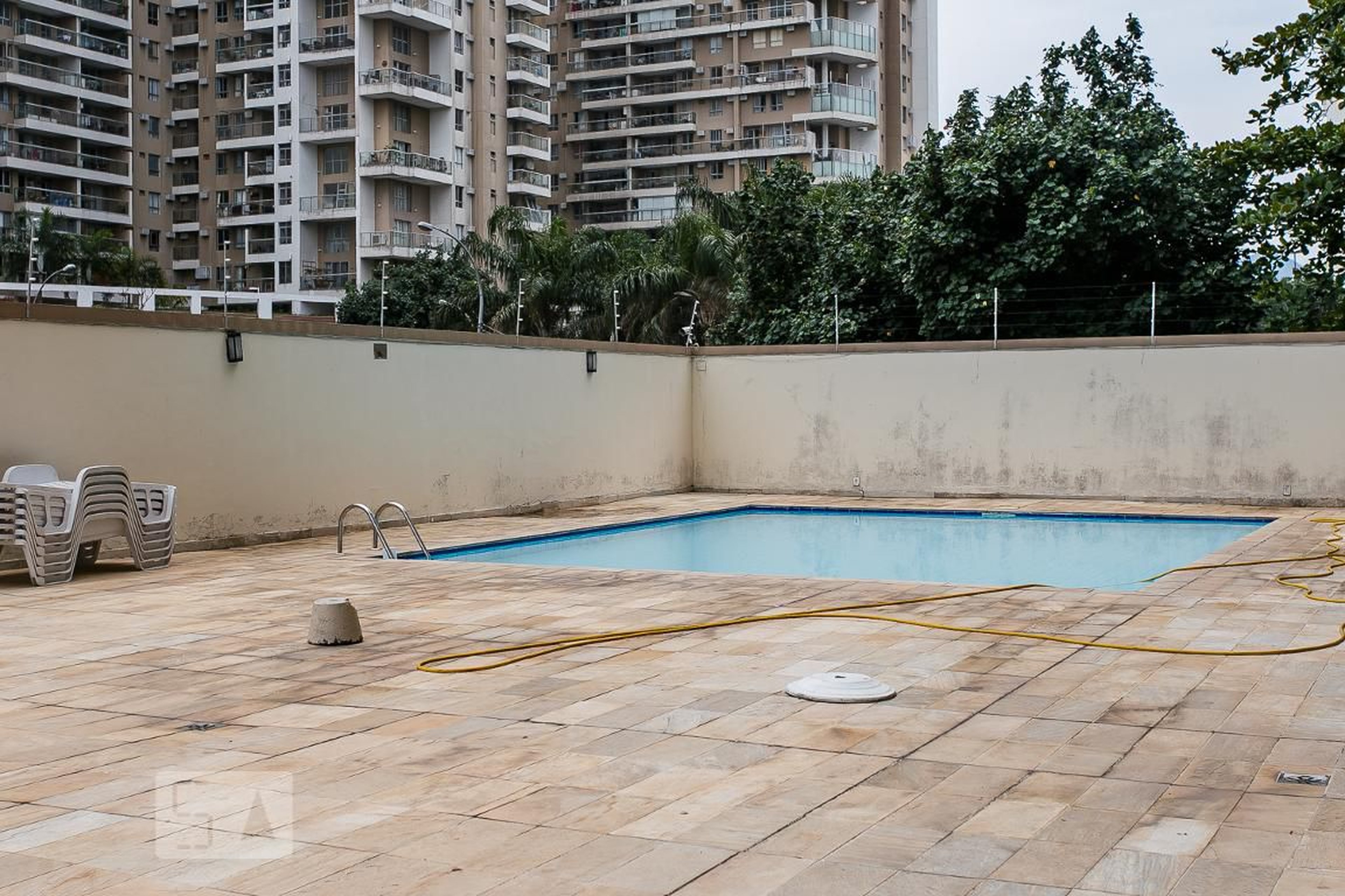 Piscina - Edifício Villa Venézia