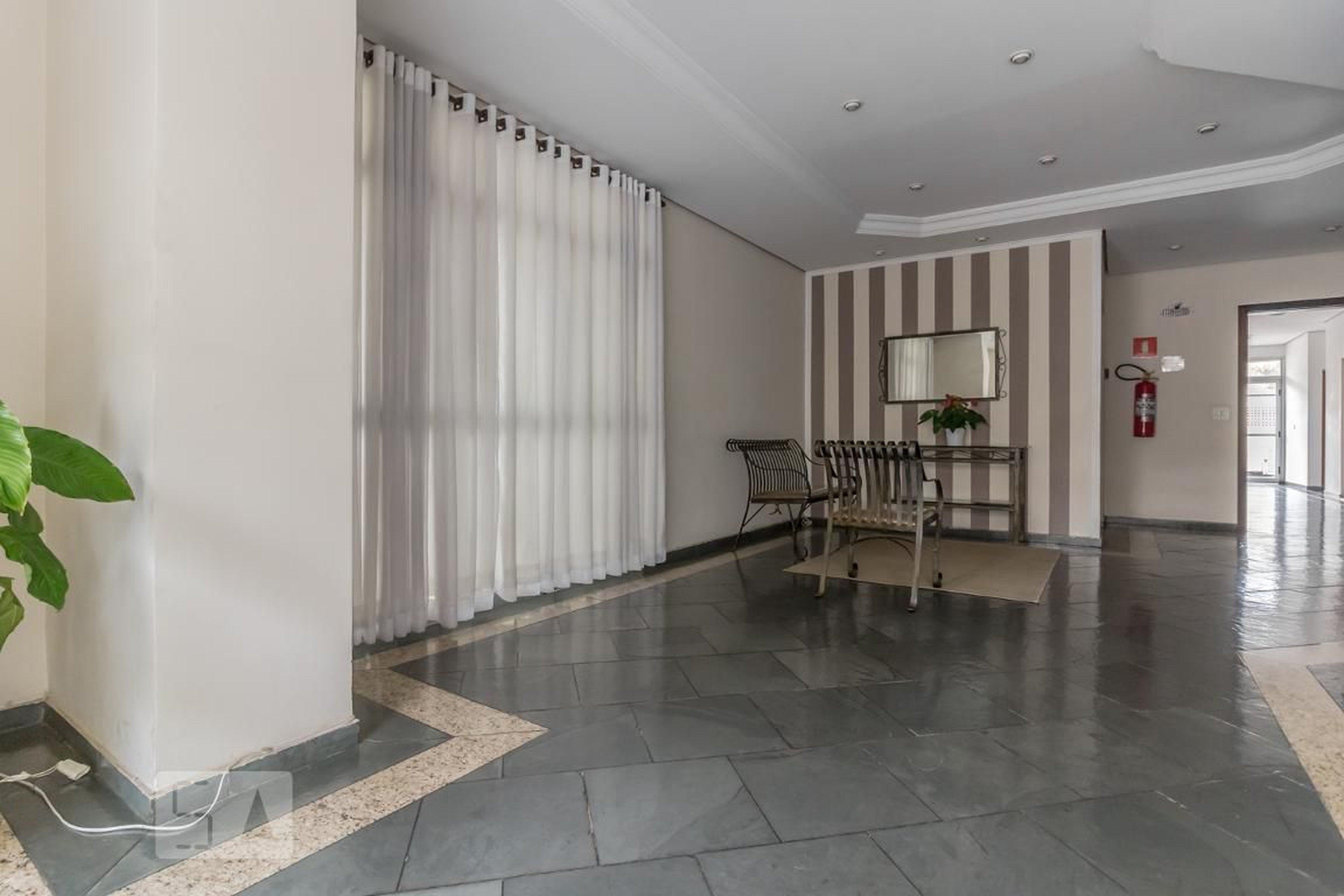 Hall social - Piazza di Roma