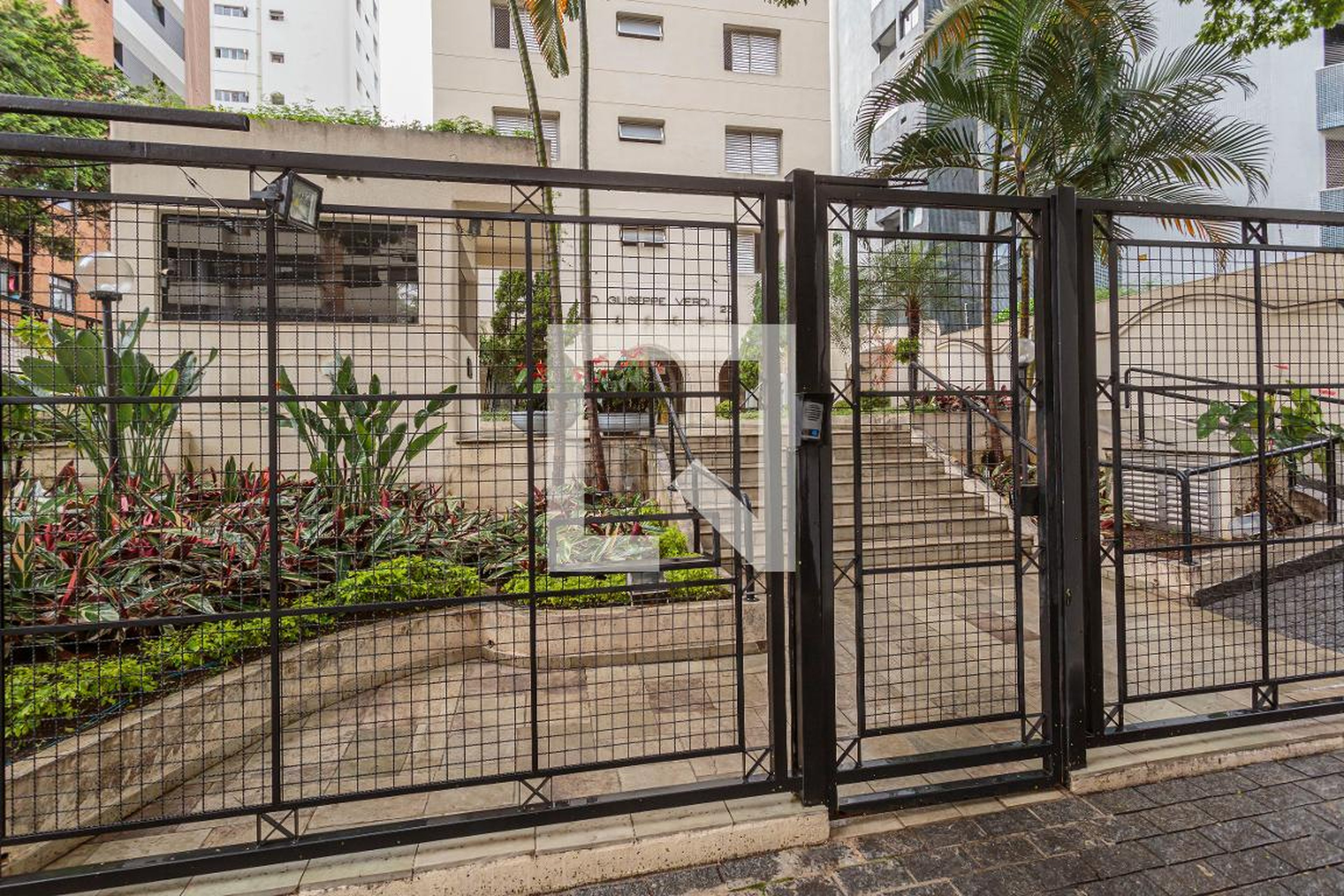 Fachada Edifício Giuseppe Verdi