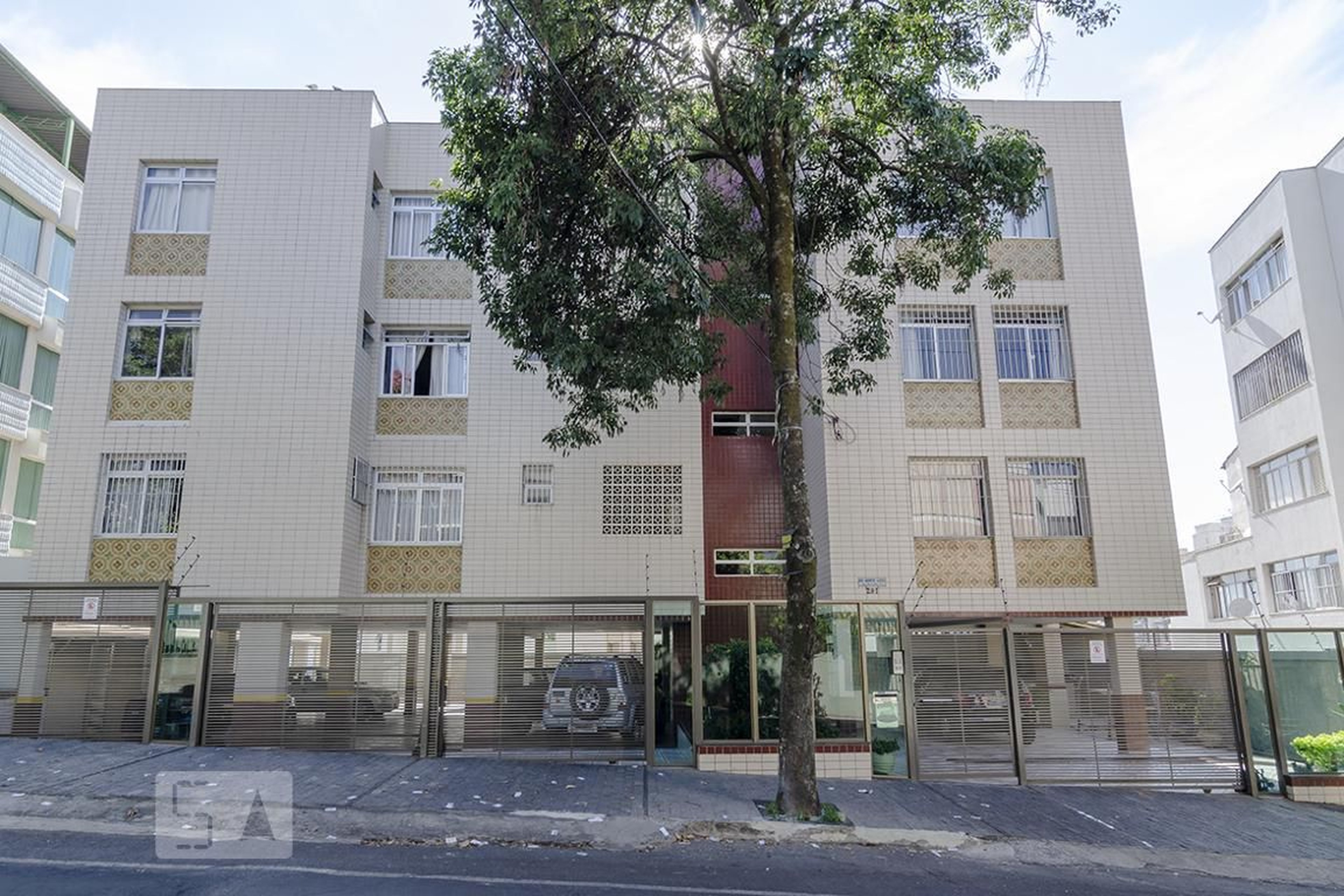 Fachada Edifício Monte Azul