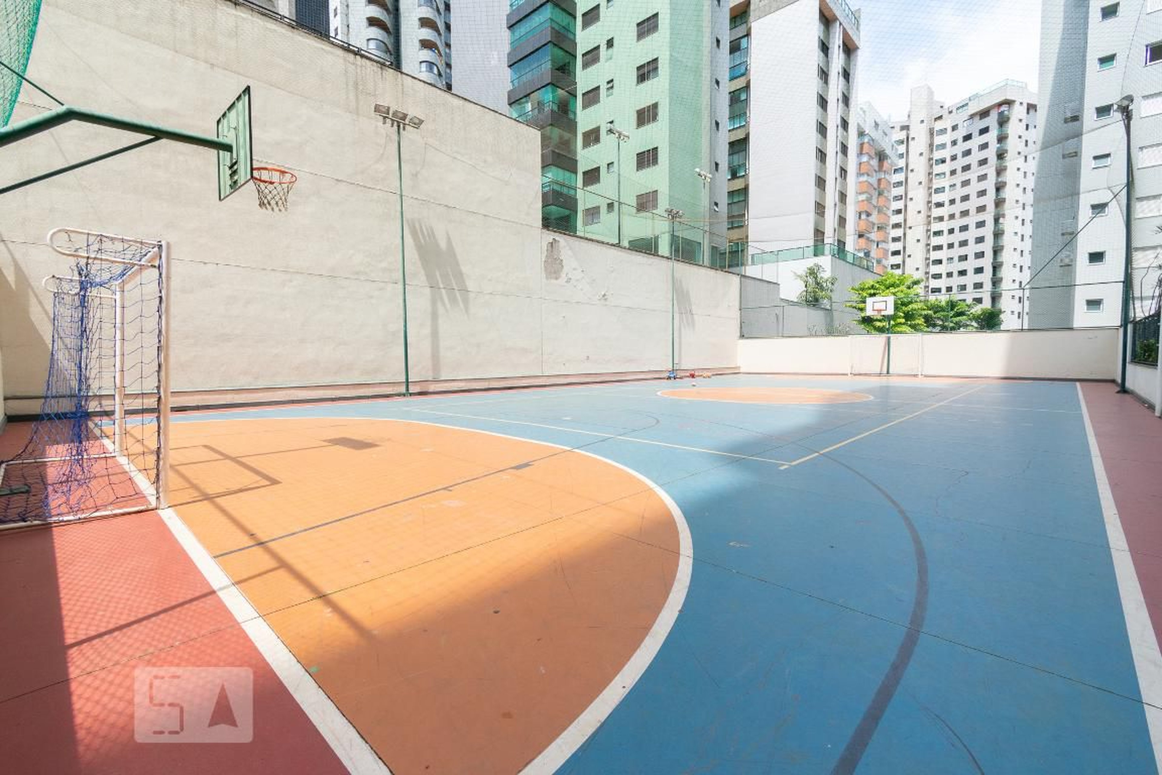 Quadra Poliesportiva - Edifício La Rochelle