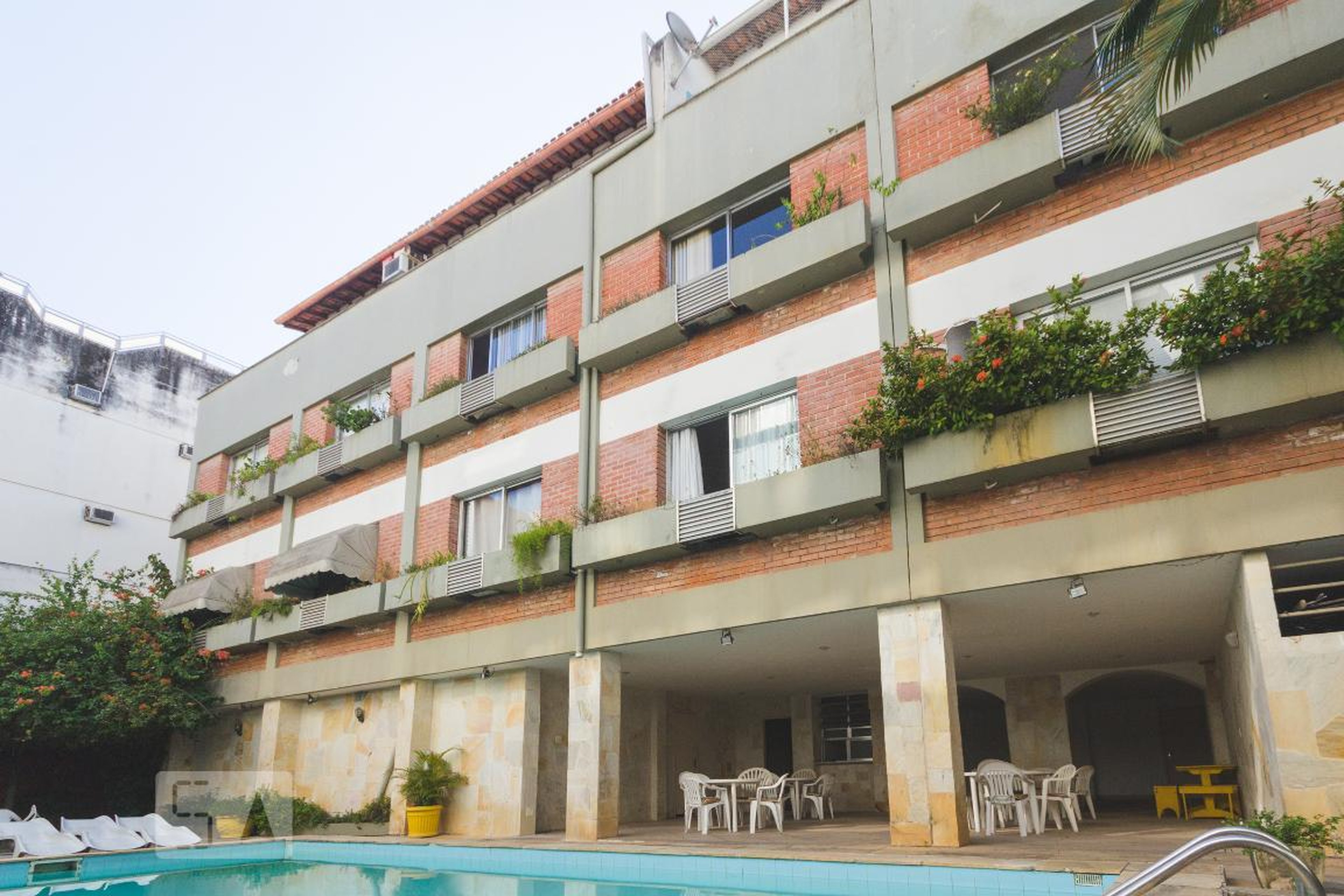 Piscina - Edifício Varandas da Barra