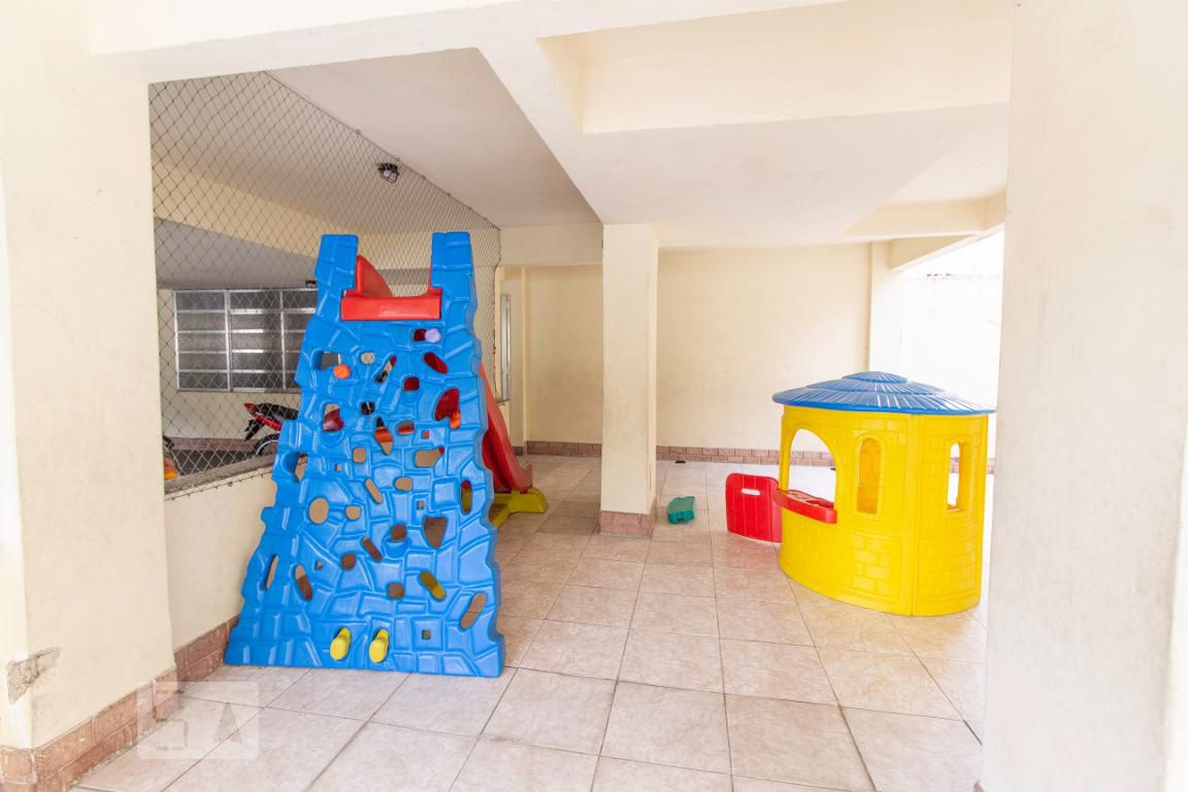 Playground - Edifício Celina e Mattos