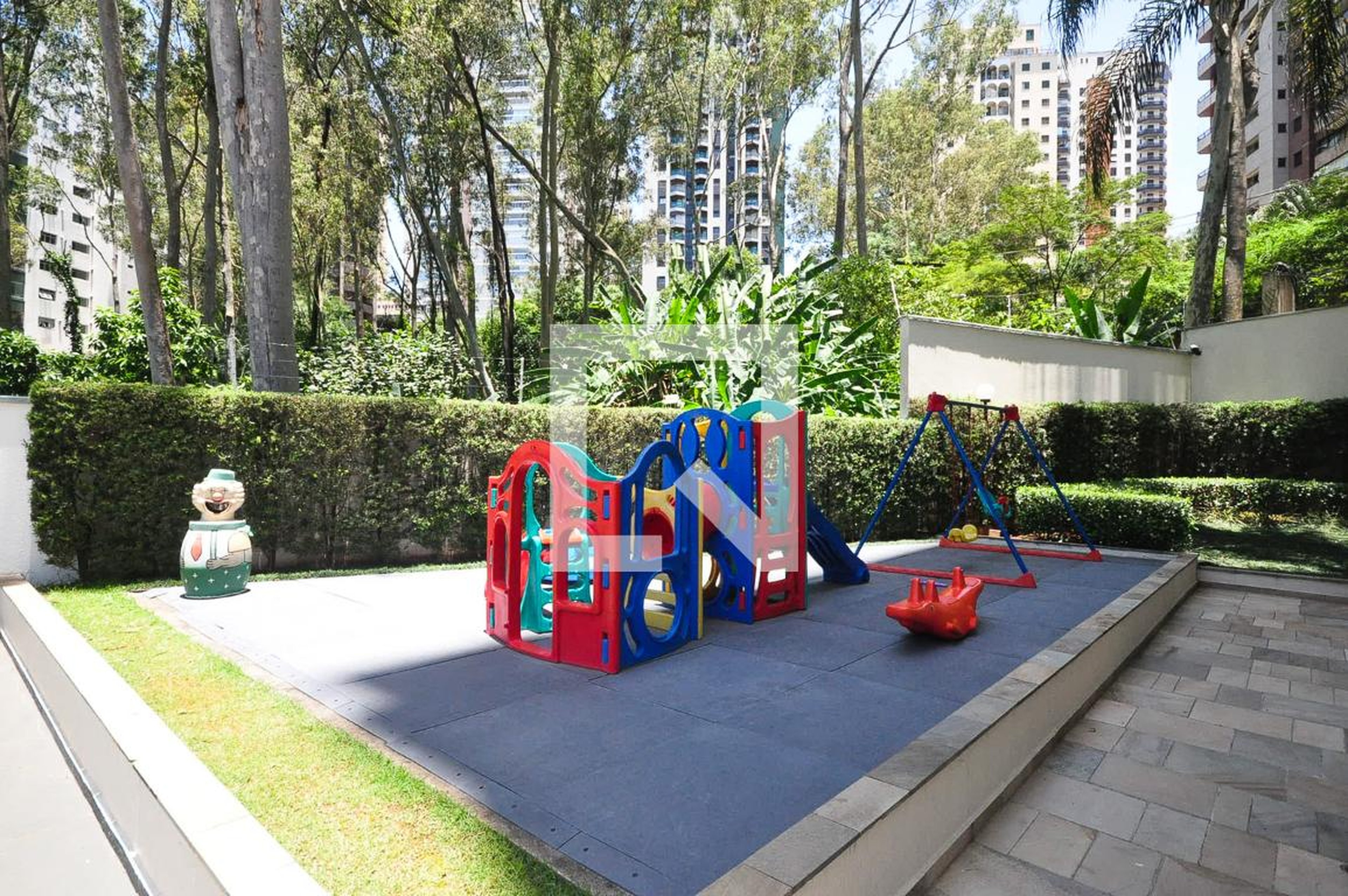 Playground - Chateau Belmont