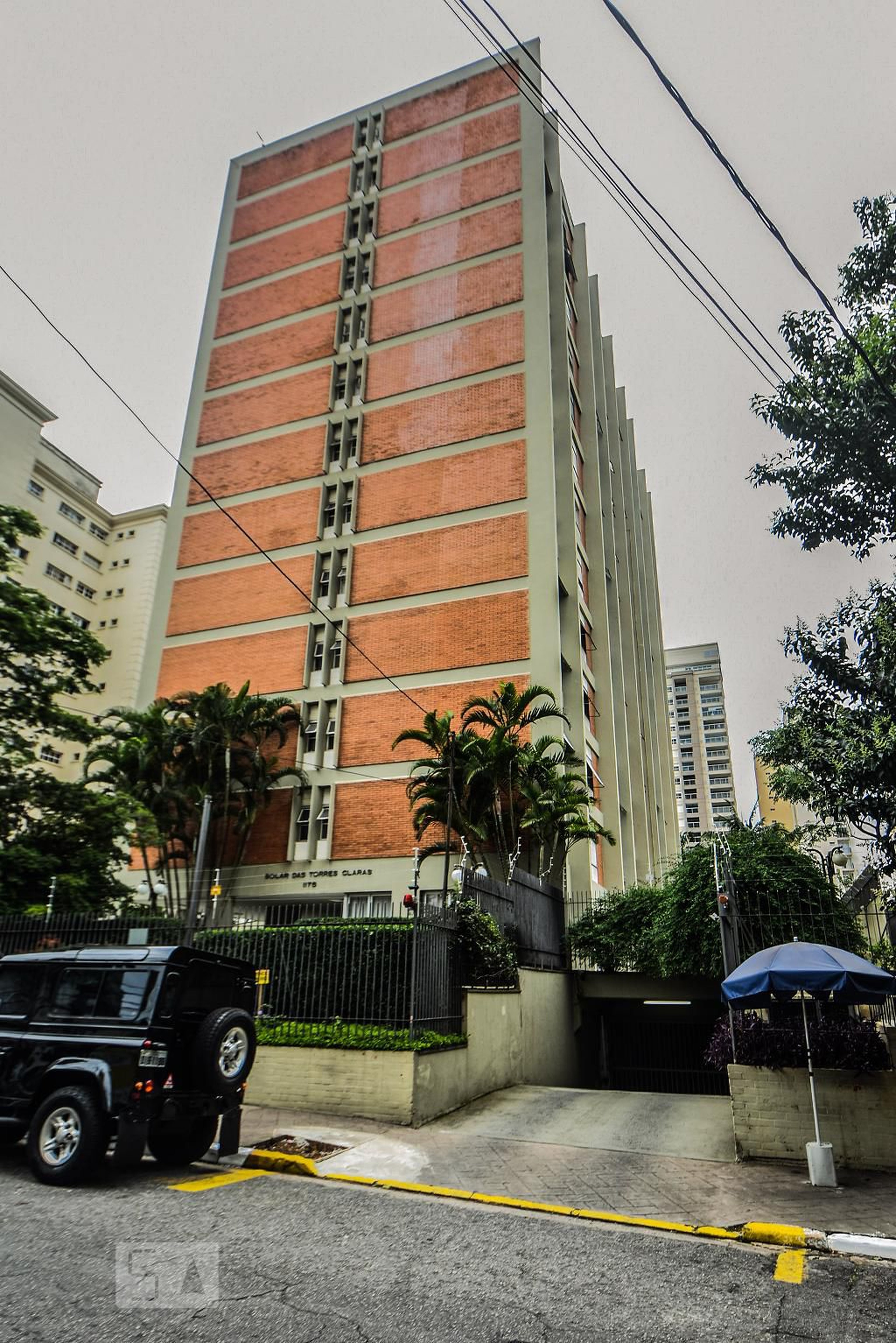 Prédio Condomínio Solar das Torres Claras