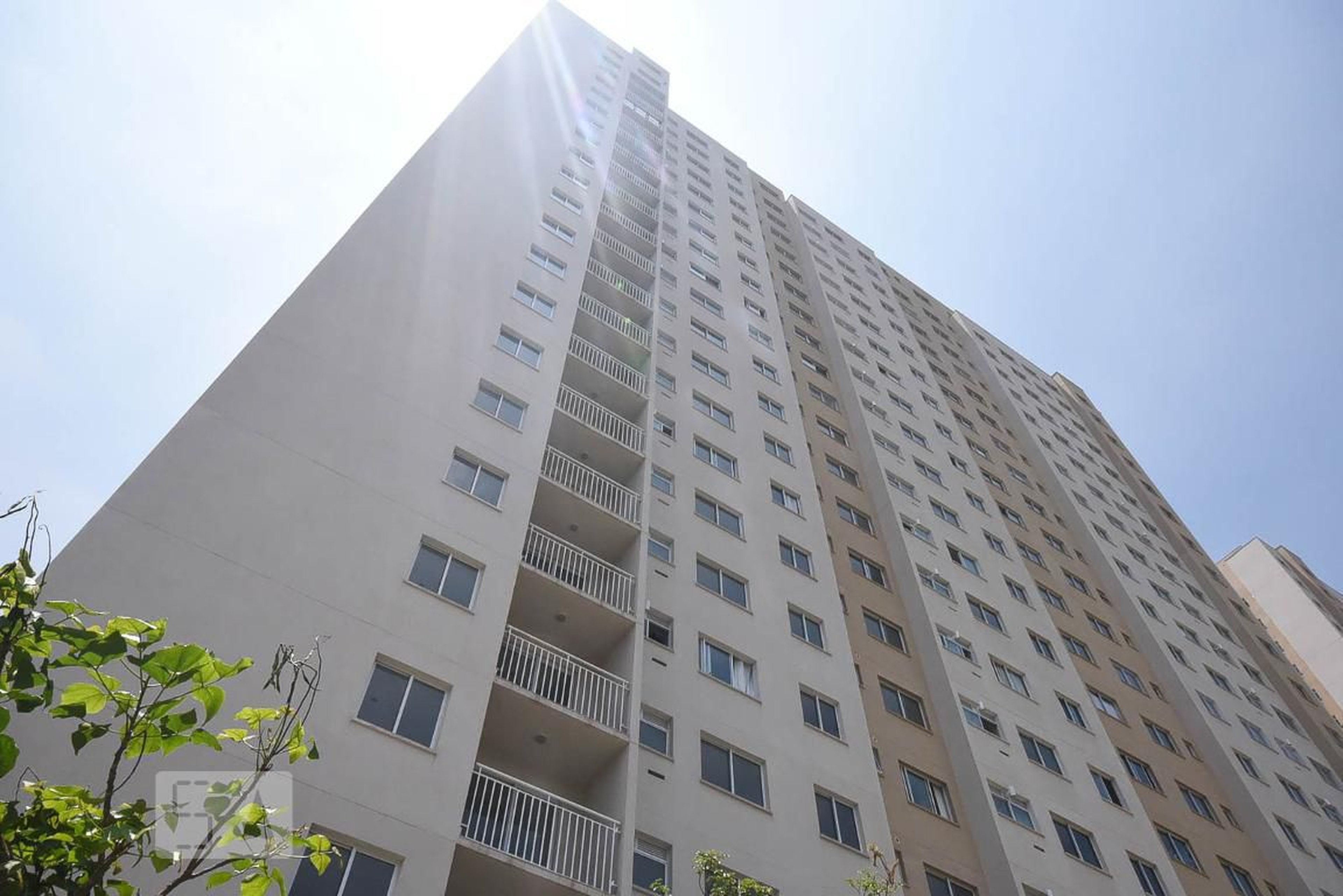 Fachada Condomínio em Rua Joaquim Roseira, 127