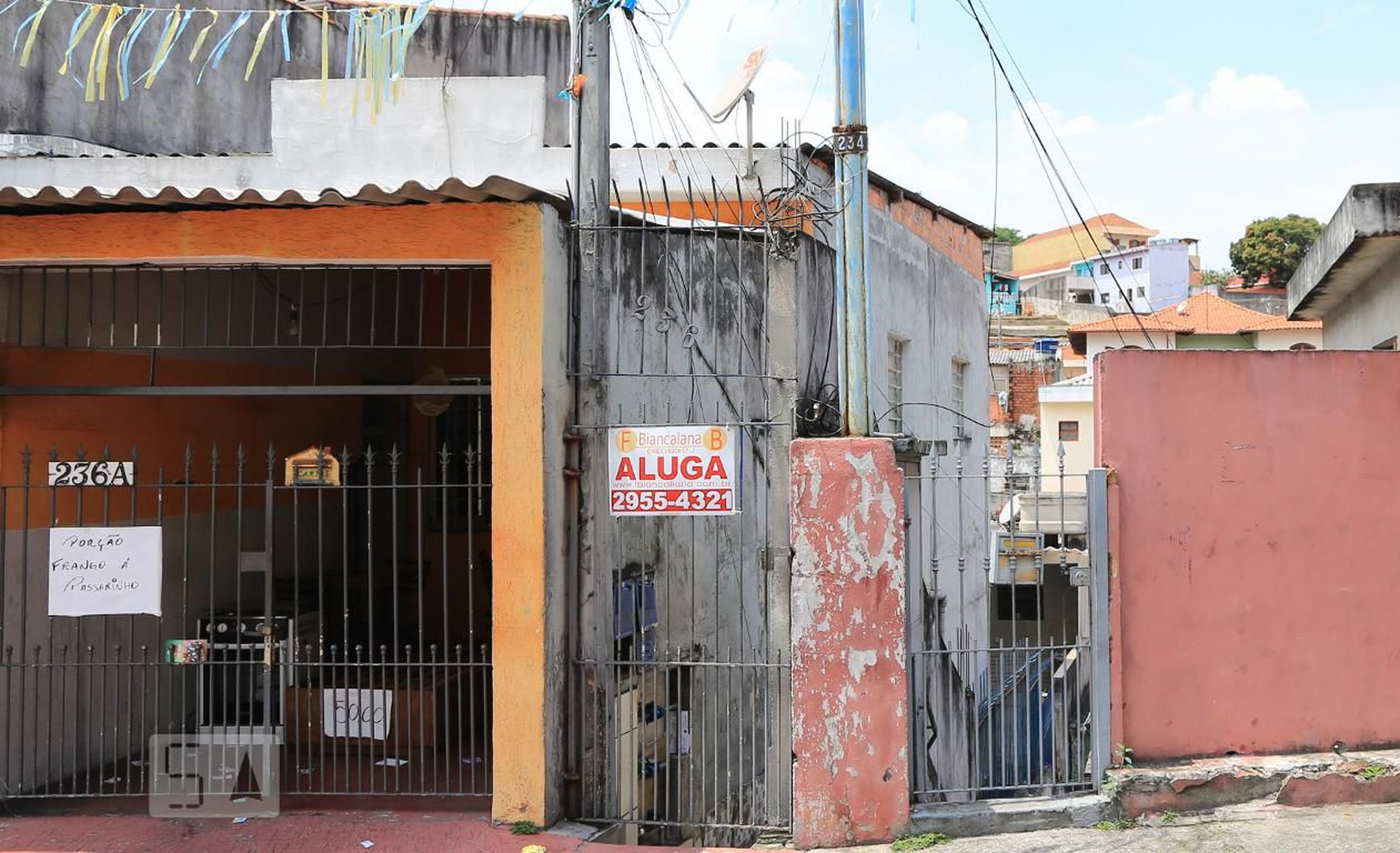 Fachada Condomínio em Rua Cachoeira do Arari, 236