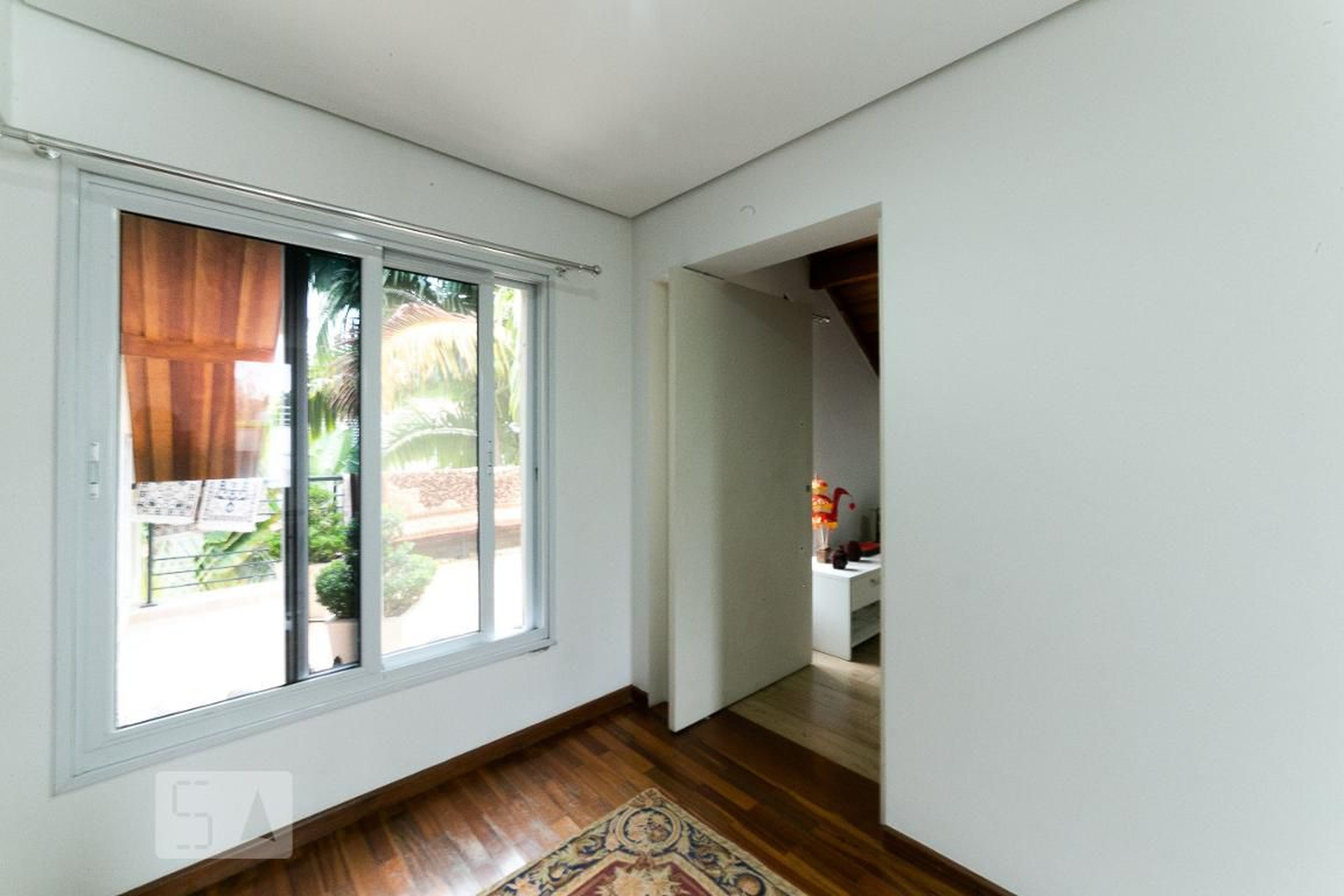 Hall Condomínio em Rua Senador Vergueiro, 73