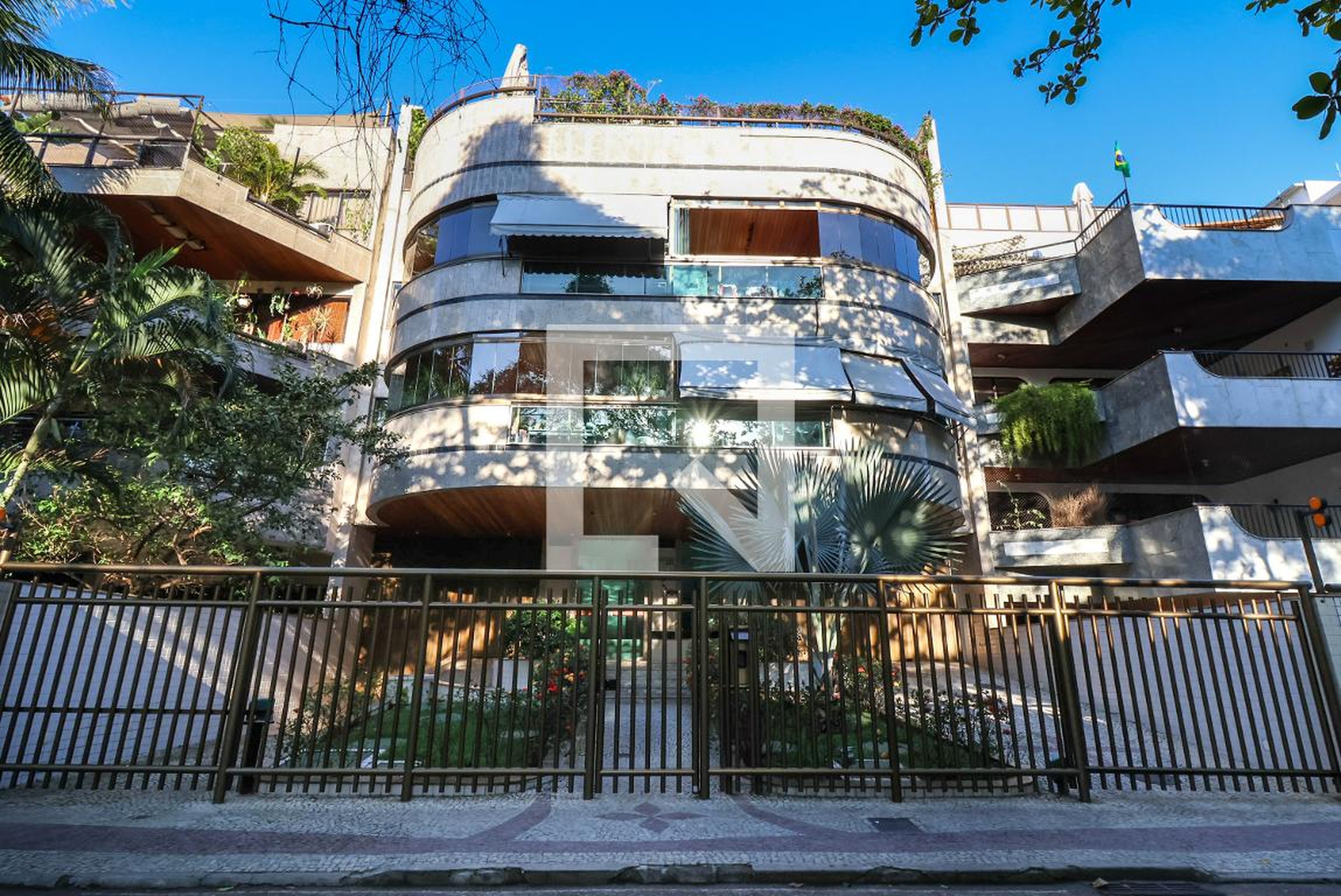 Fachada do Prédio Condomínio Luna Ocean