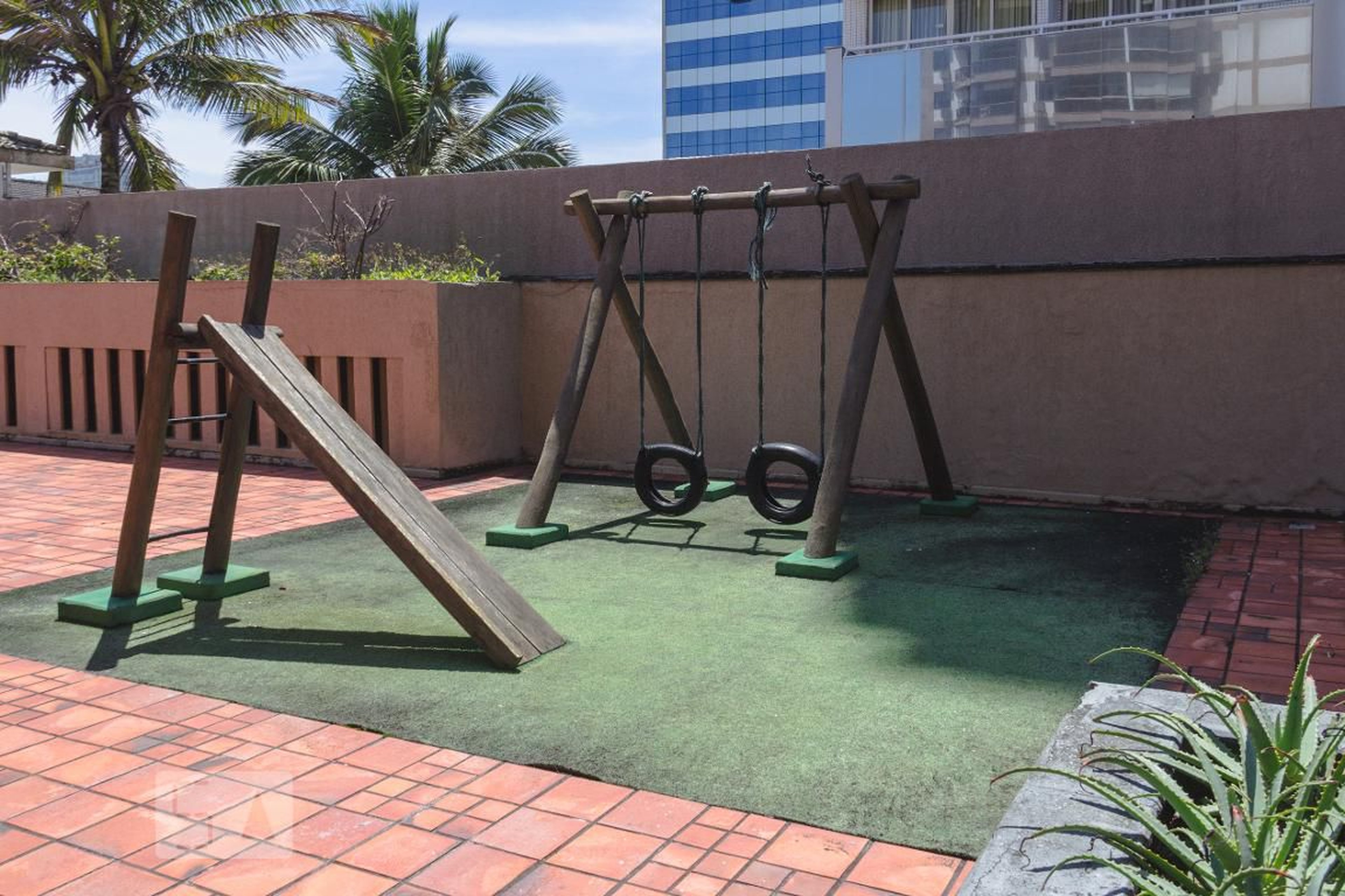 Playground - Casa Del Mar