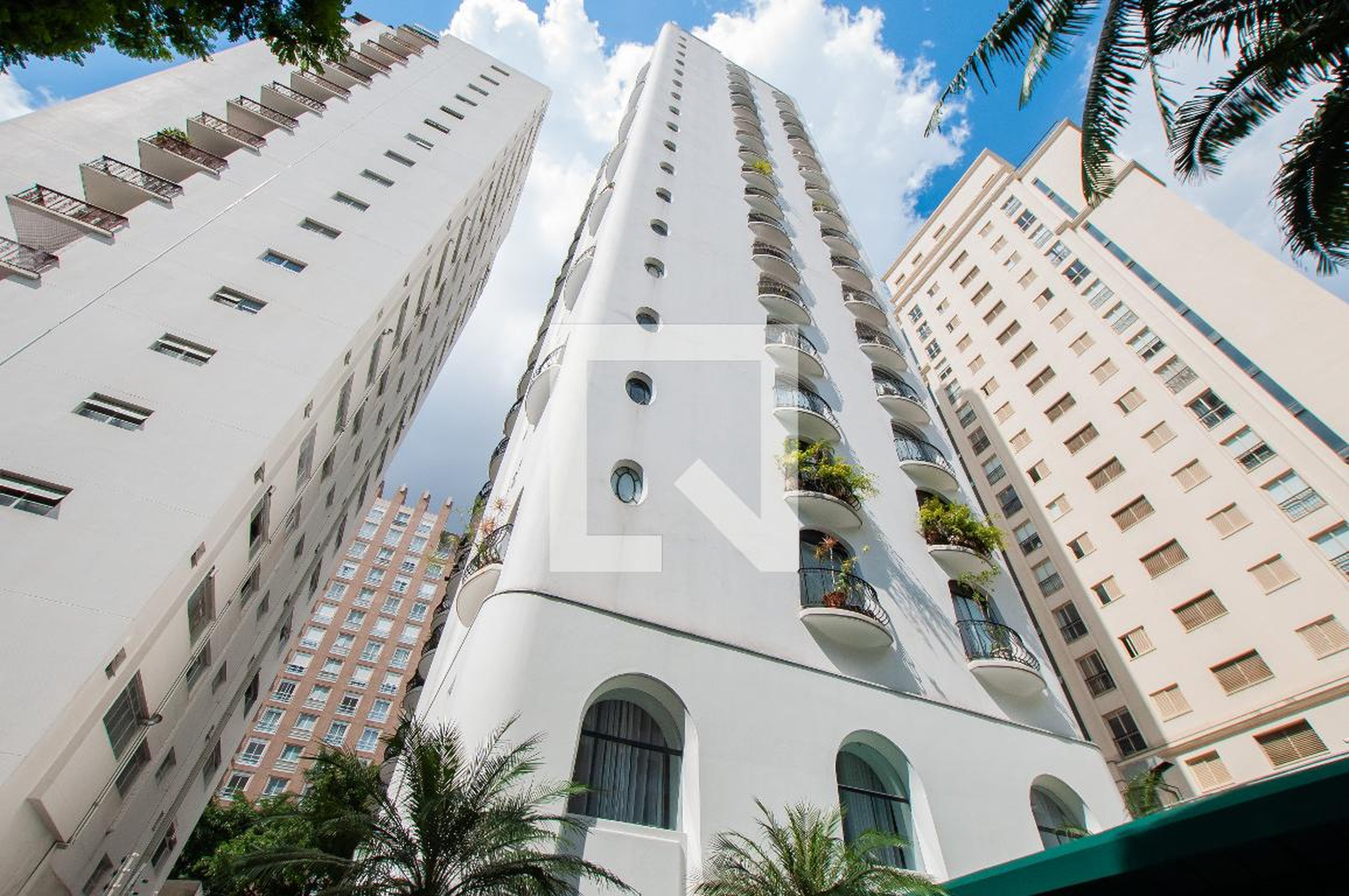 Fachada Condomínio Saint Régis