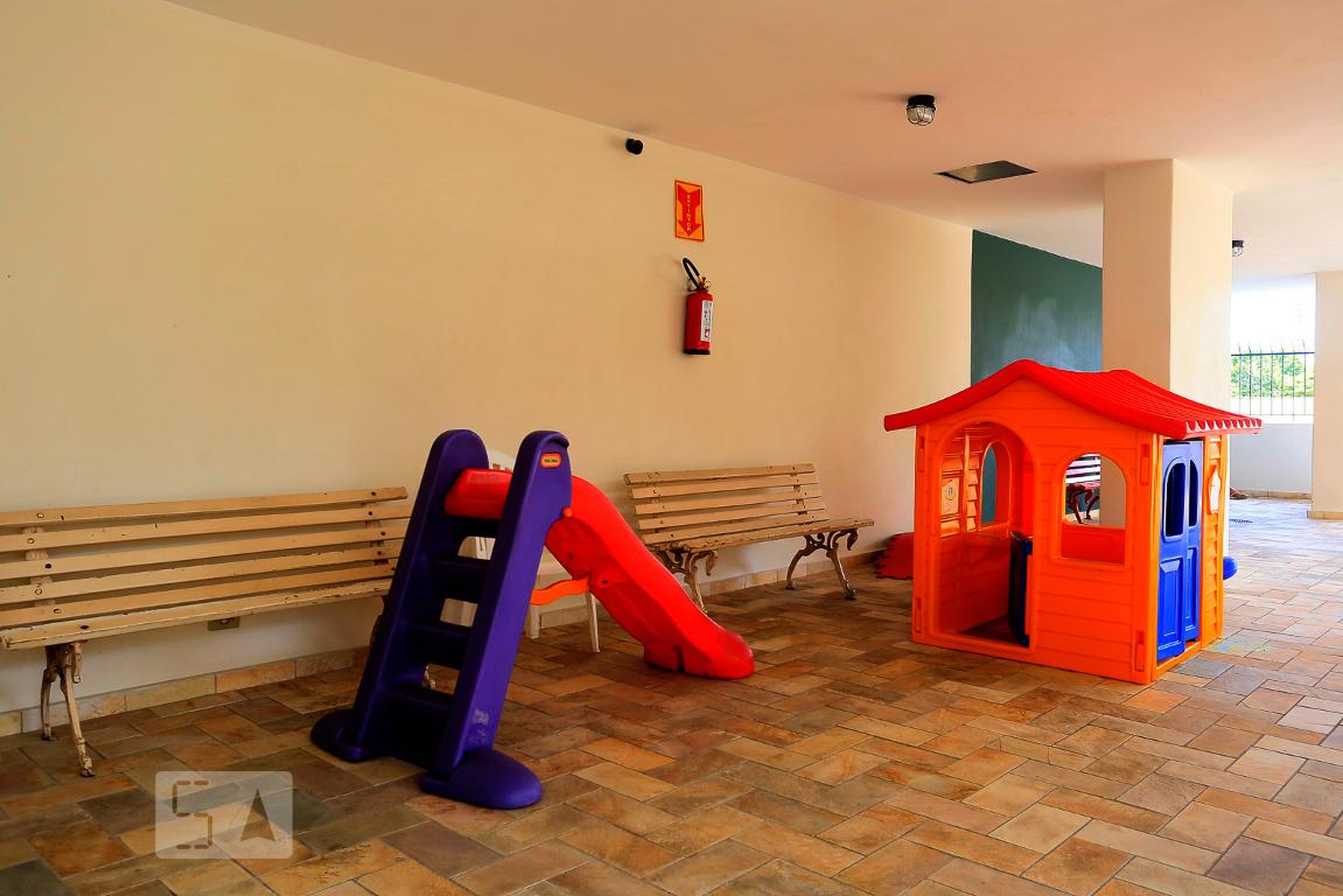 Playground - Edifício Ravena
