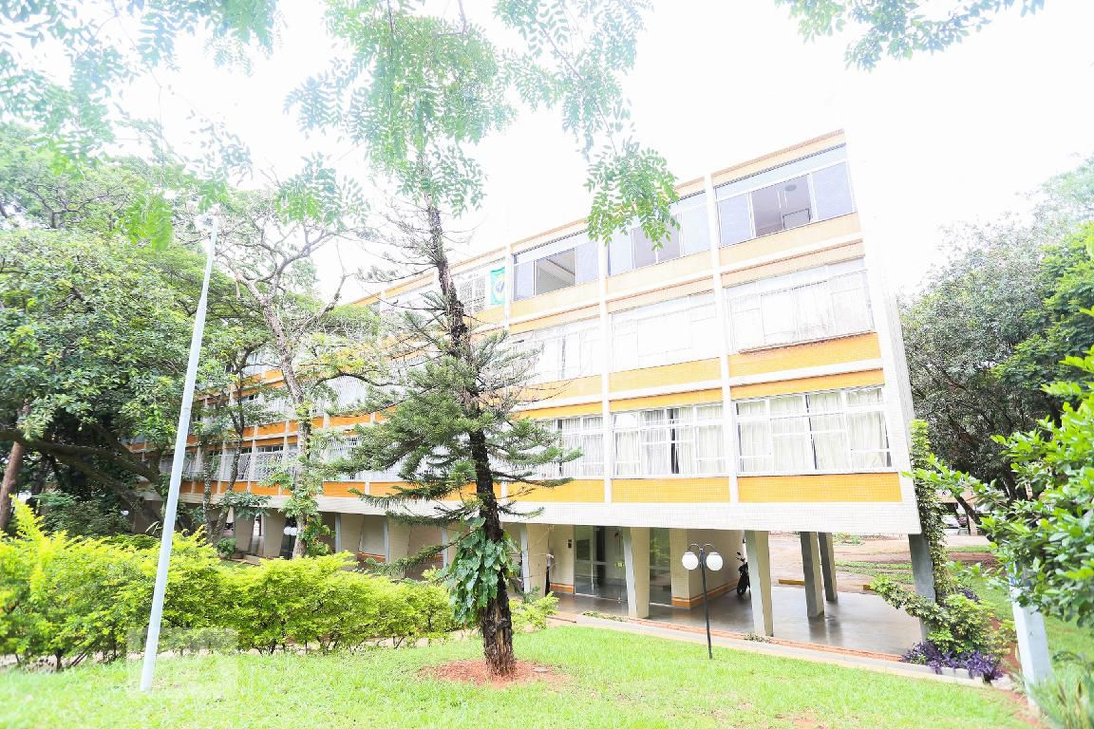 Fachada Condomínio em Cls 413 Bloco B, 9