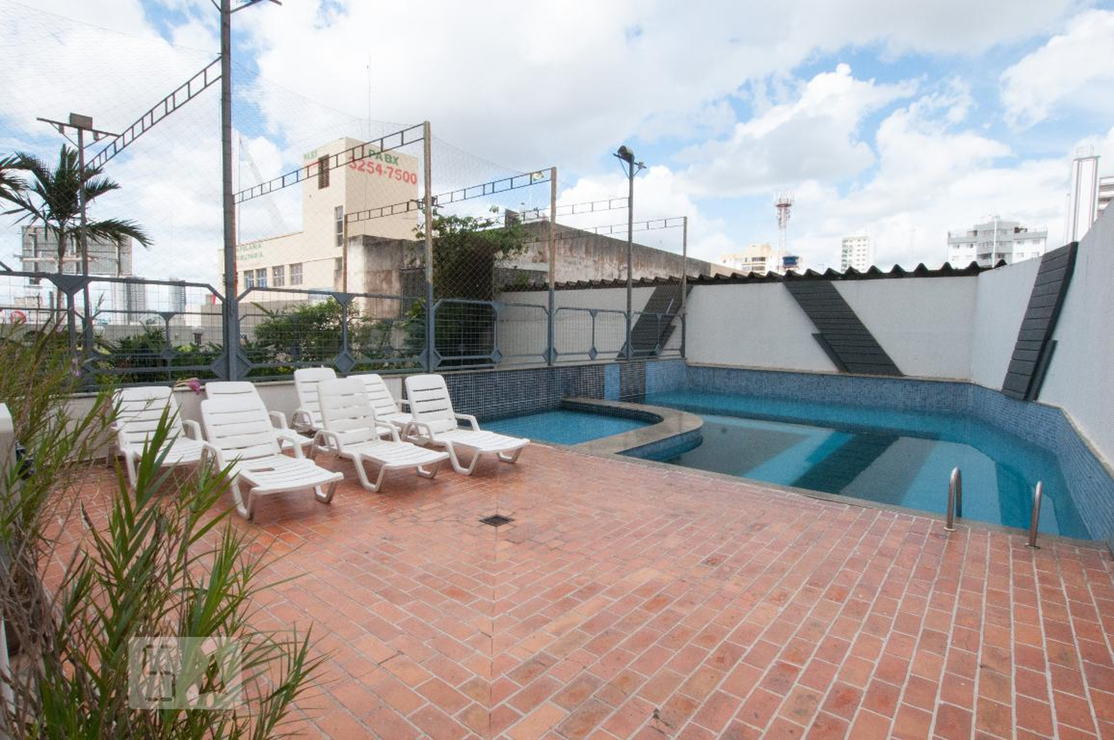 Piscina - Edifício Don Arthur
