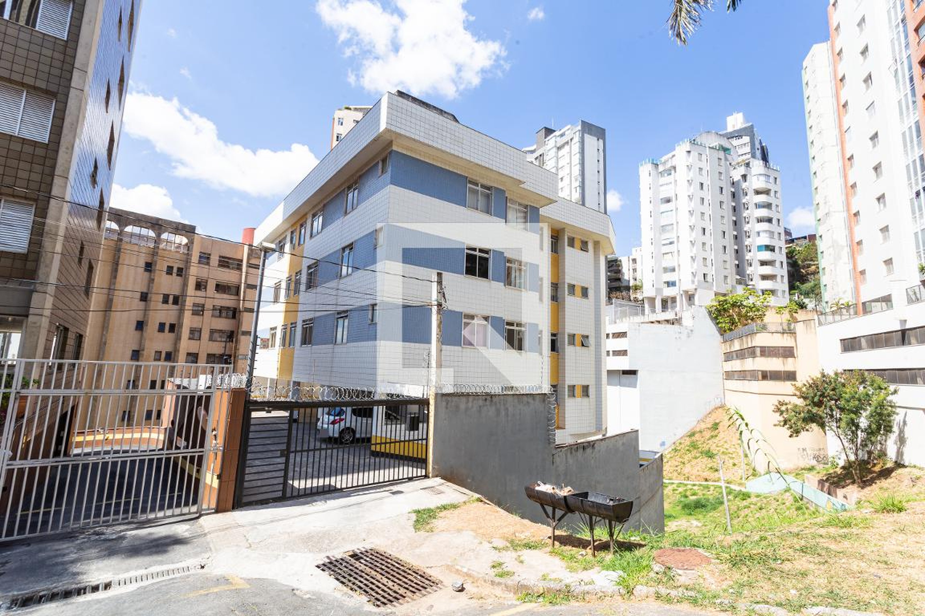 Fachada Condomínio em Rua Nicarágua, 402