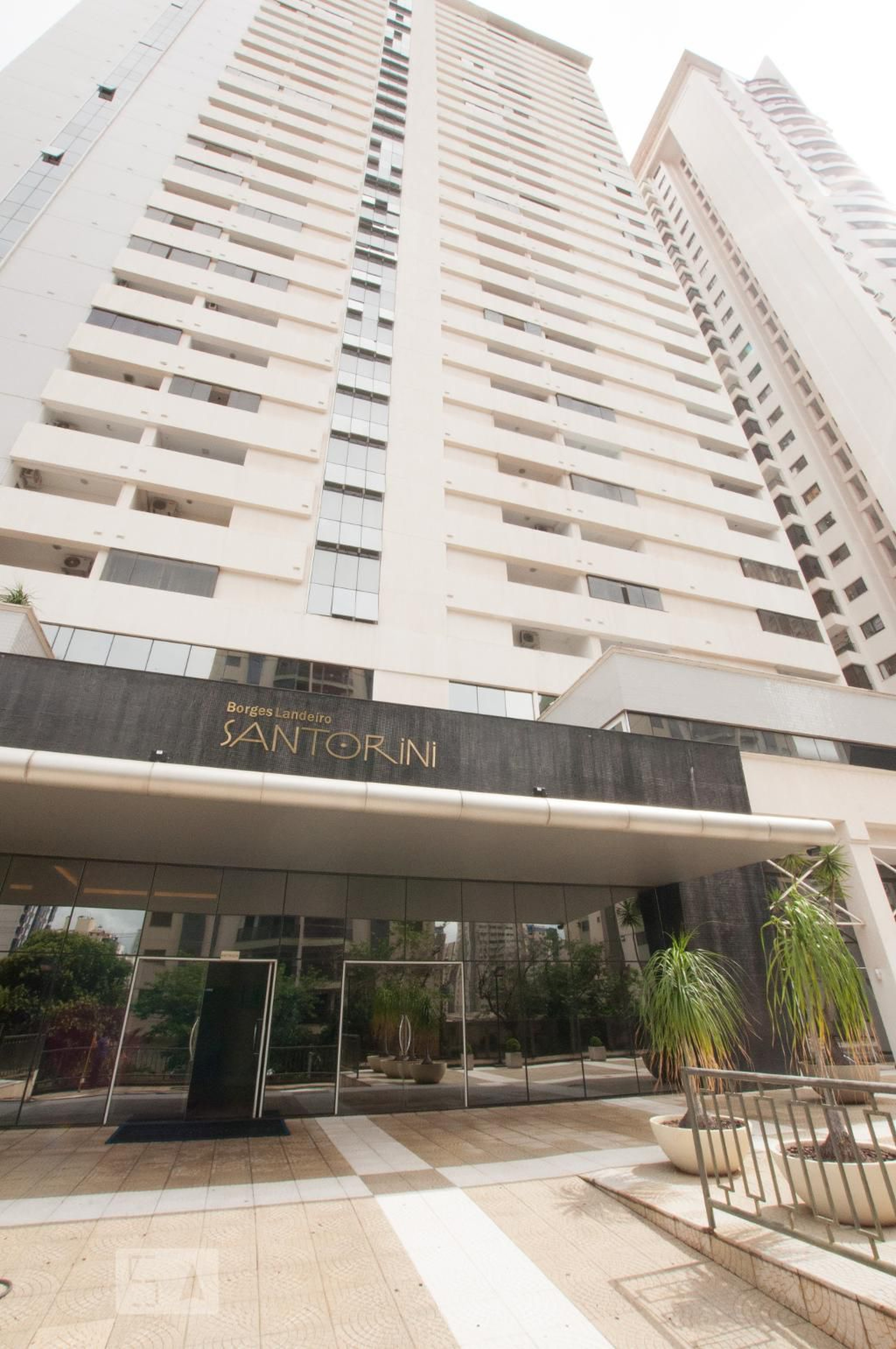 Fachada Condomínio em Avenida T-13, 713