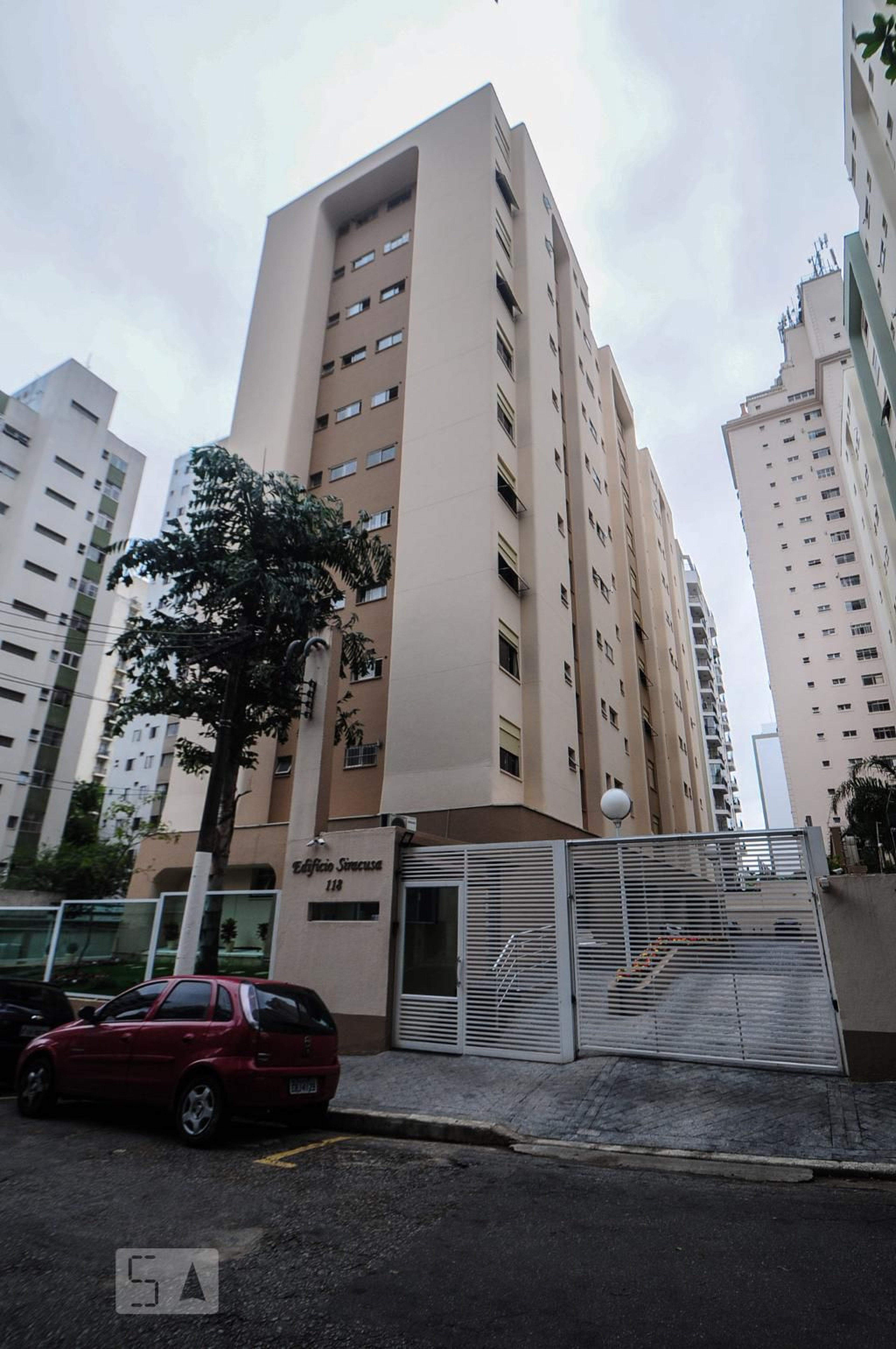 Prédio Condomínio Siracusa