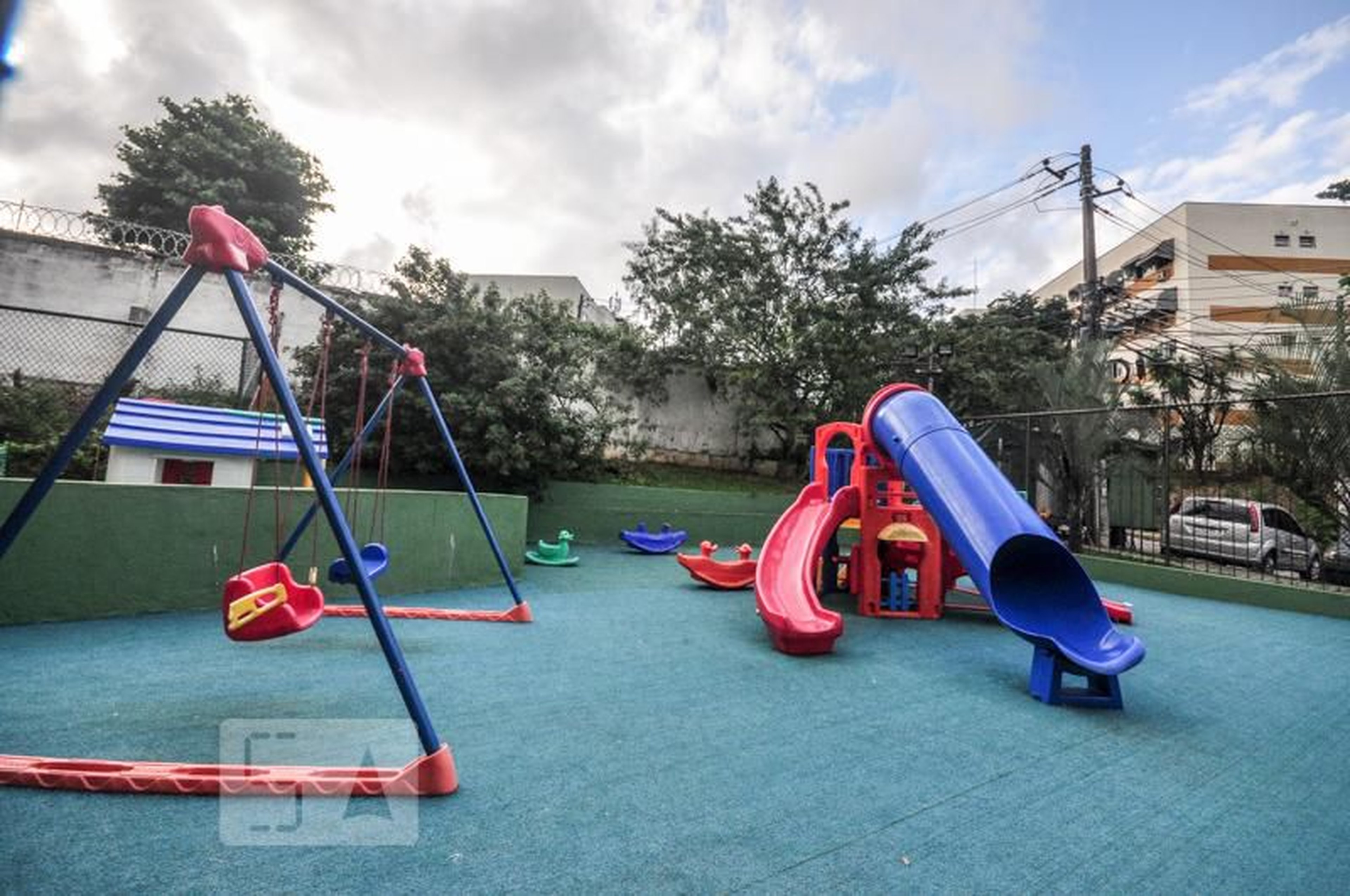 Parquinho - Edifício Residencial Parque do Gabinal II  (Freguesia)