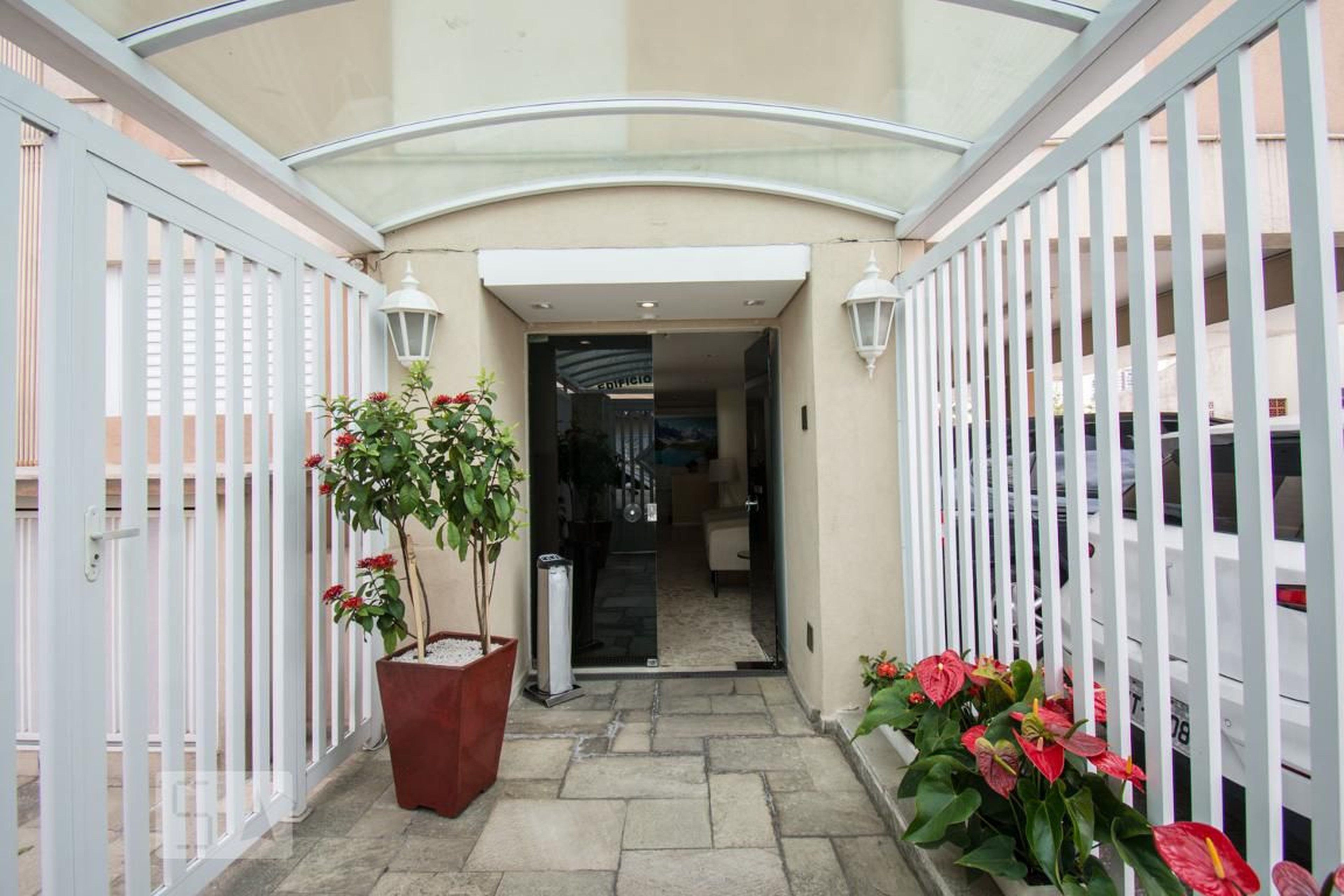 Entrada - Edifico Parque Banff