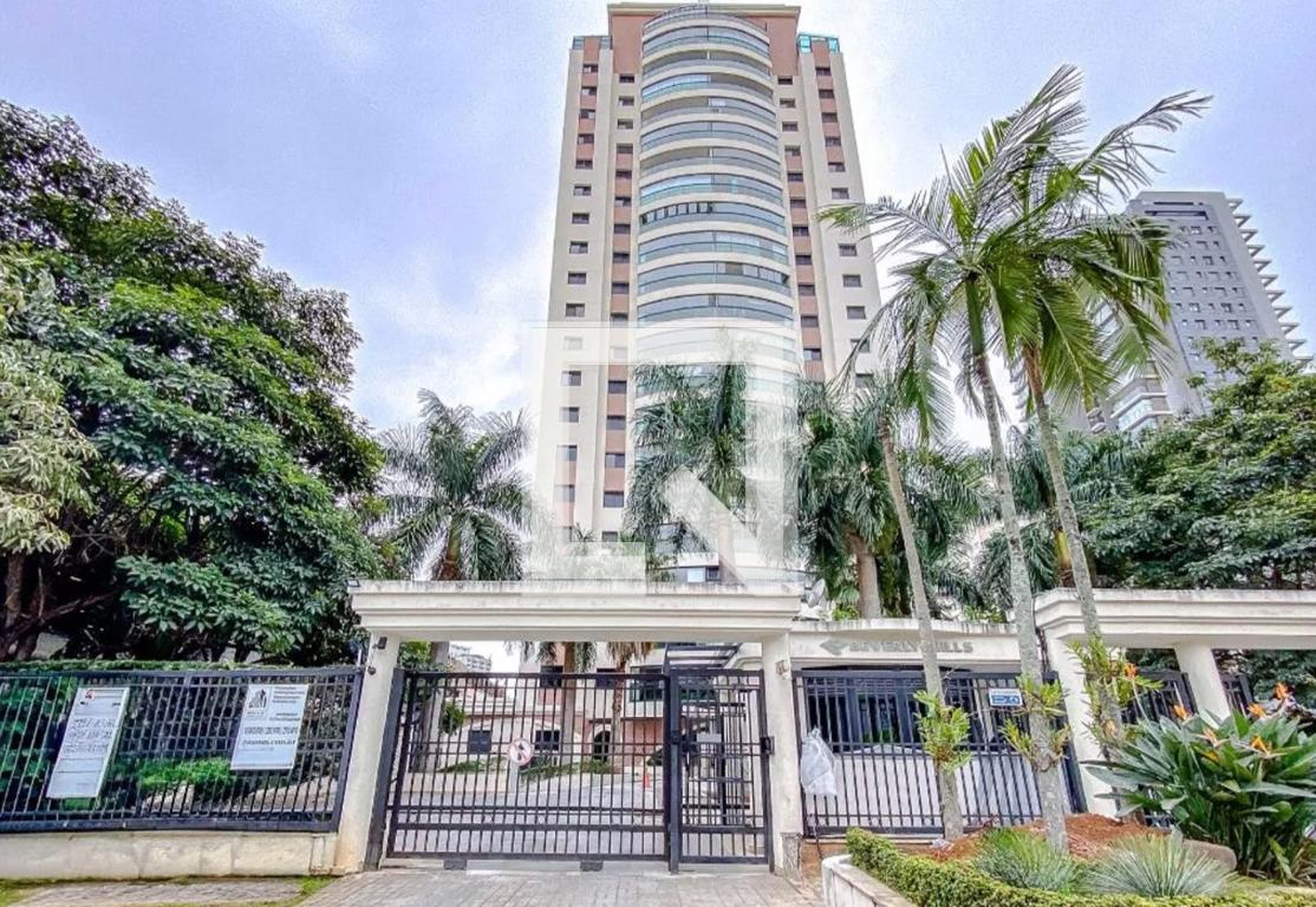 Fachada Condomínio Beverly Hills