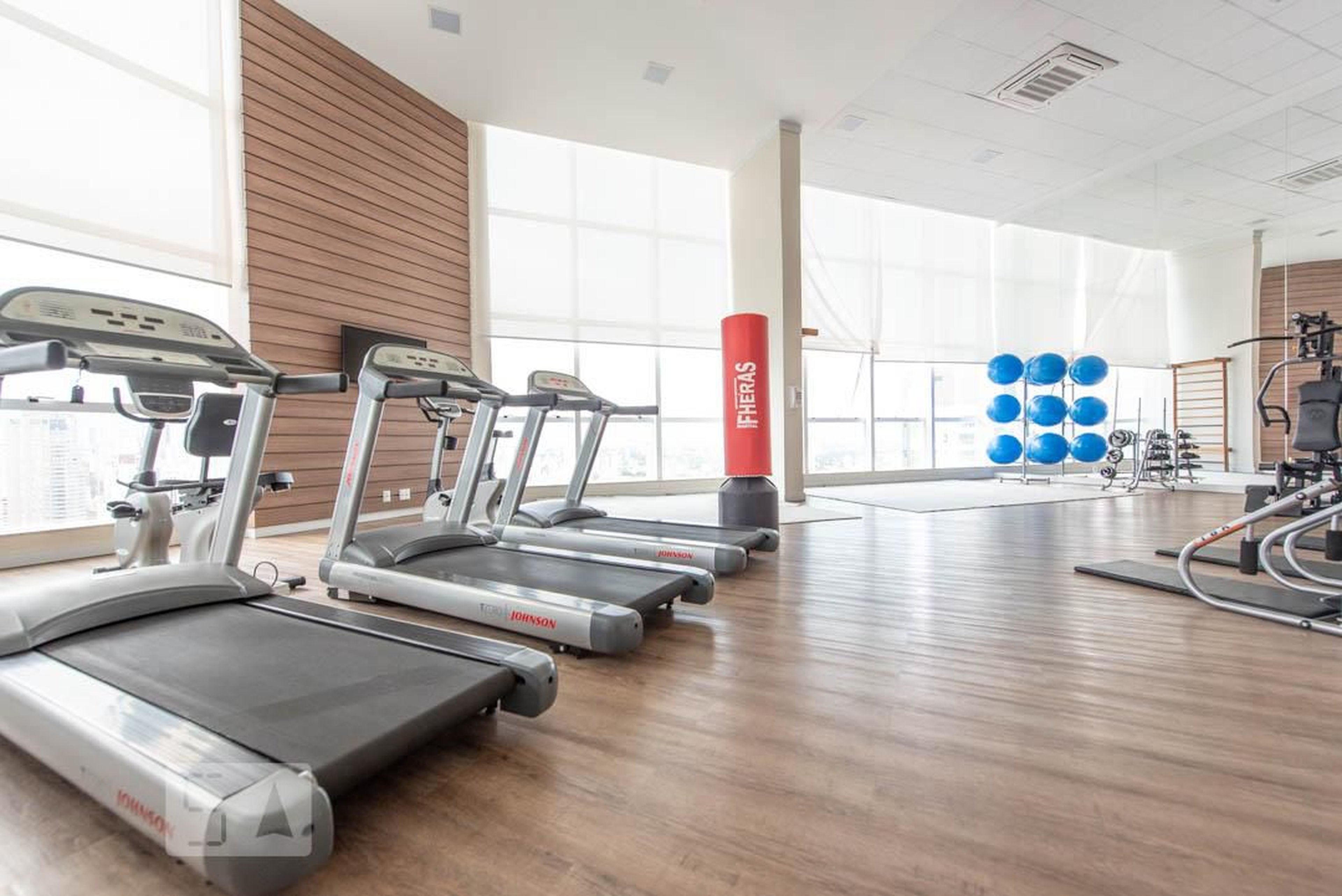 Academia - Edifício Walk Bueno