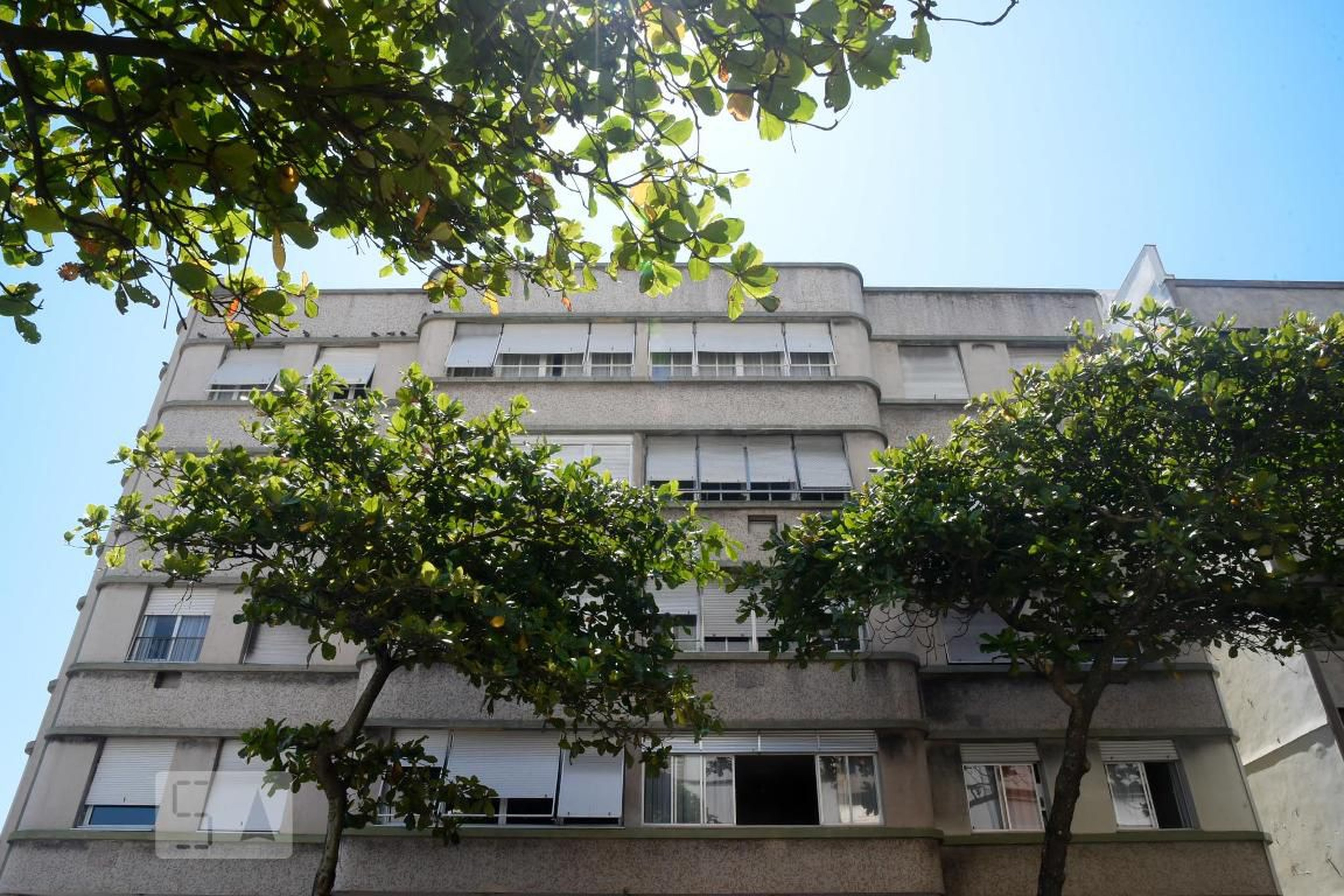 Fachada Condomínio em Rua Joana Angélica, 5