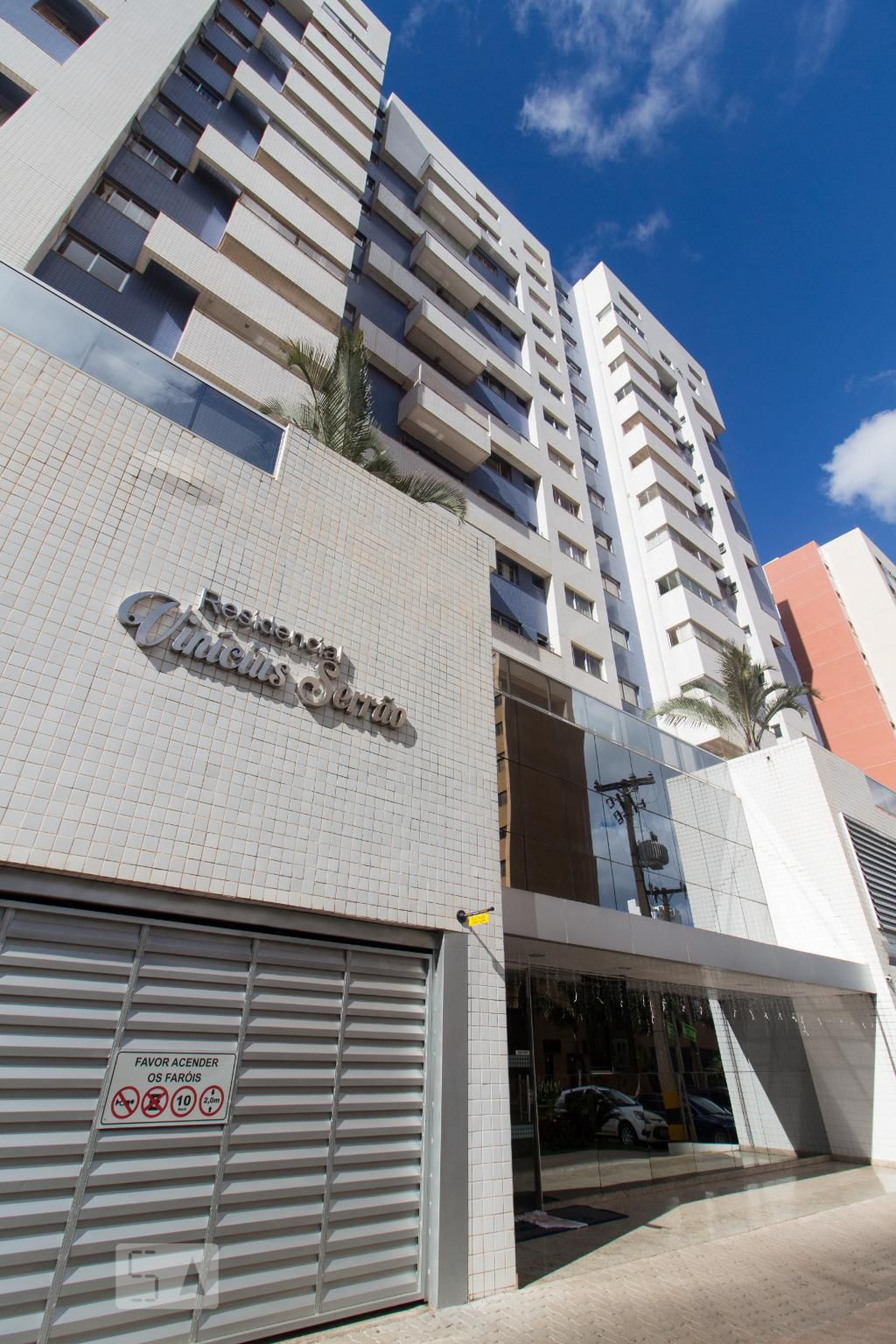 Fachada Edifício Vinícius Serrão