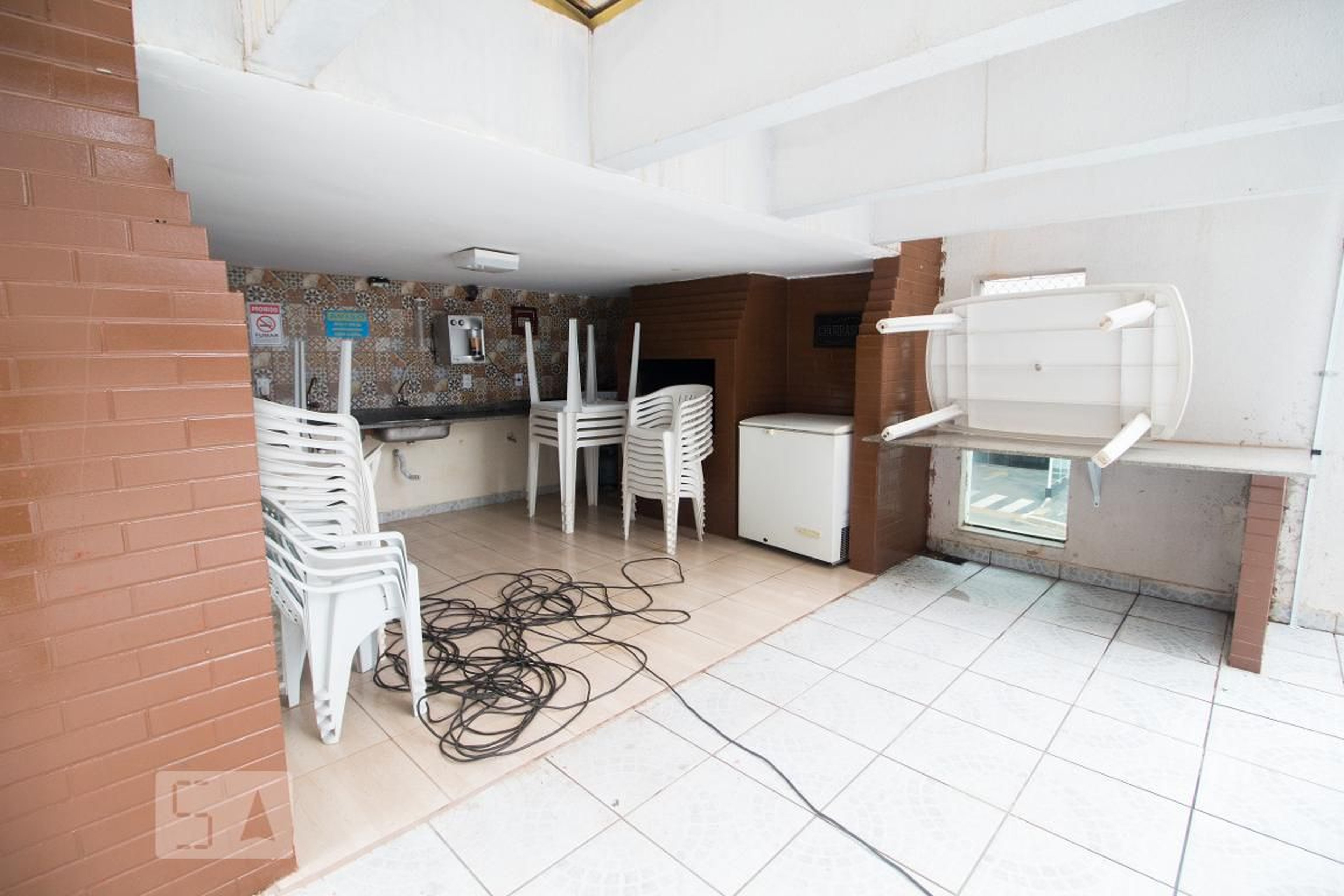 Churrasqueira - Águas Cristalinas