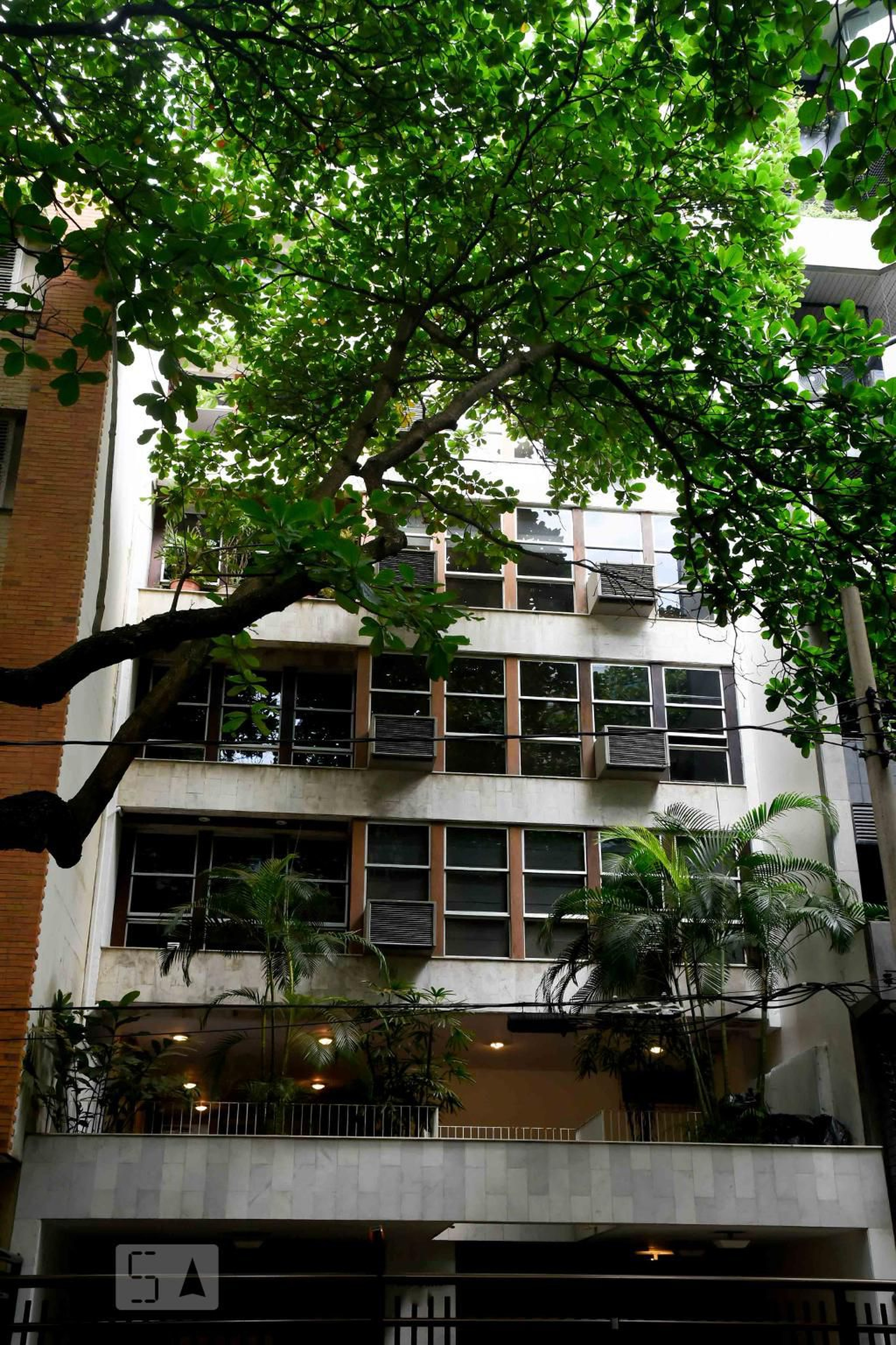 Fachada Condomínio em Rua General Artigas, 183