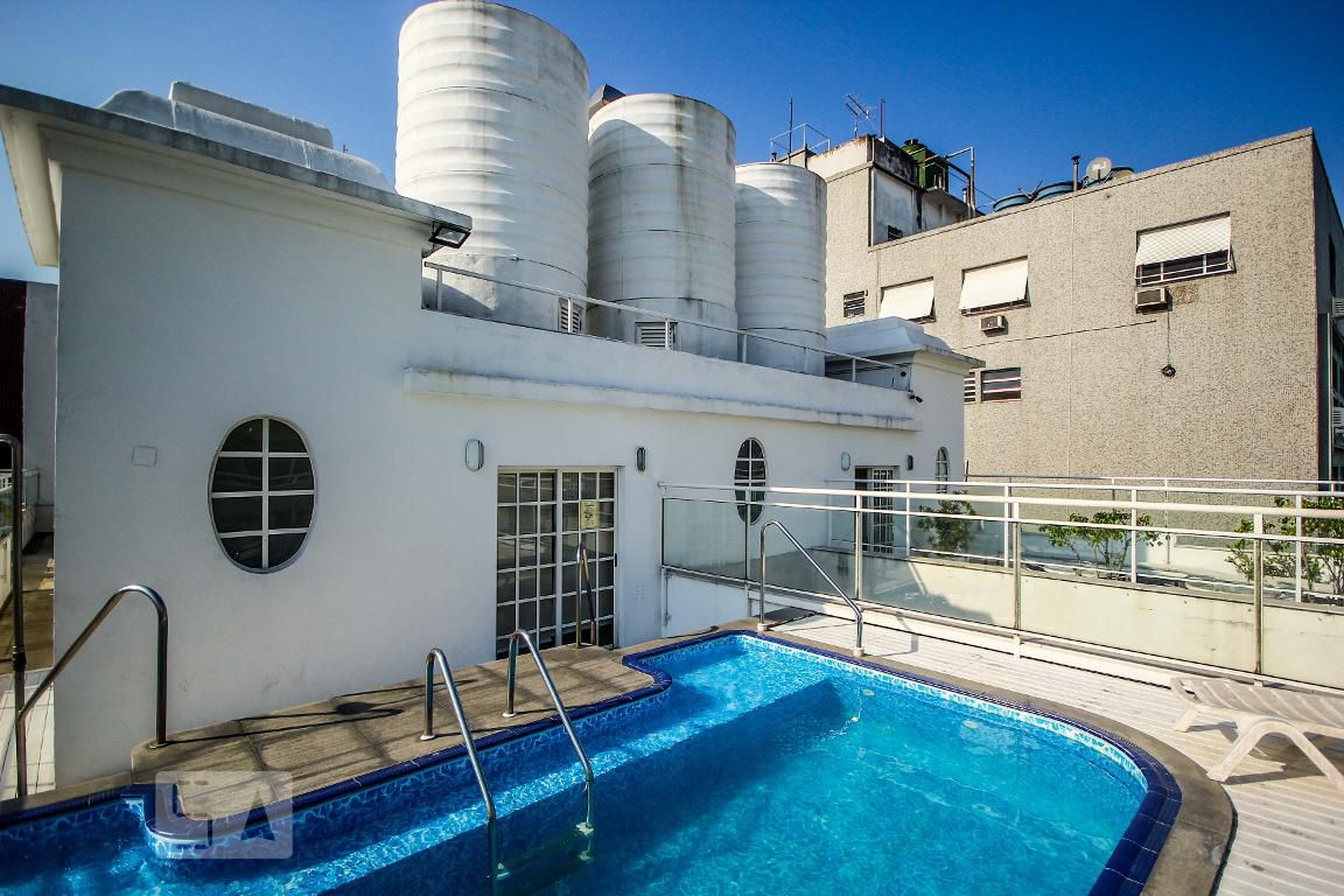 Área da Piscina - Edifício South Beach Copacabana Residence