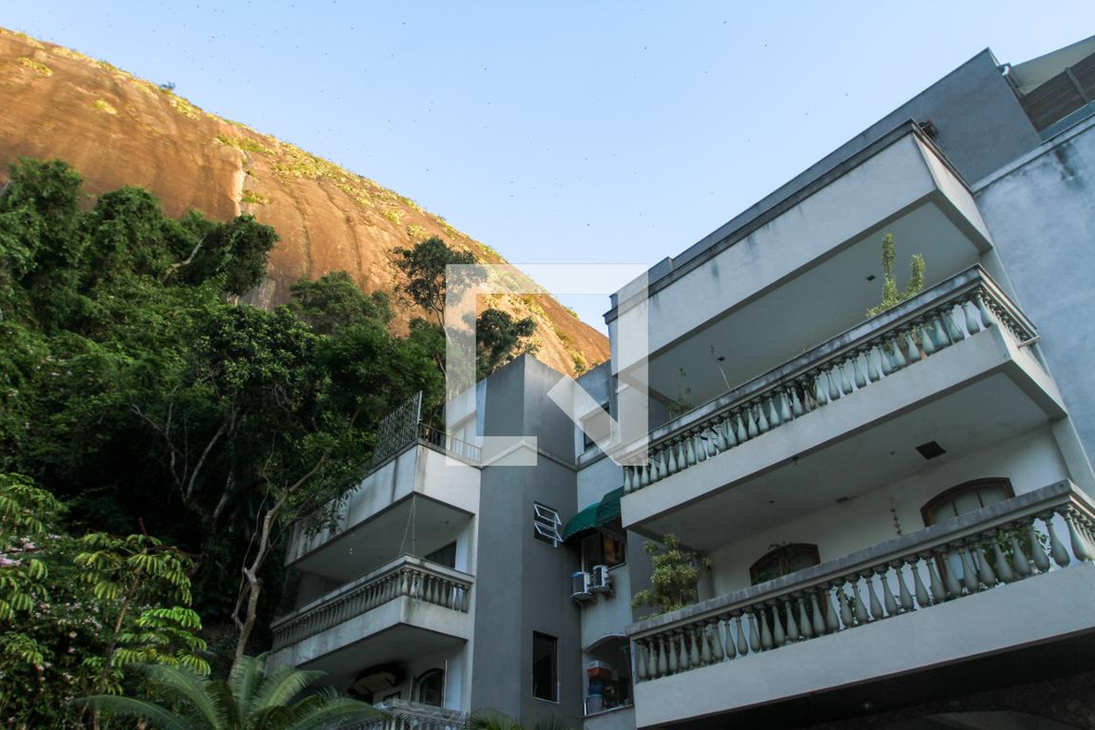 Fachada do Prédio Condomínio Chácara Sacopã